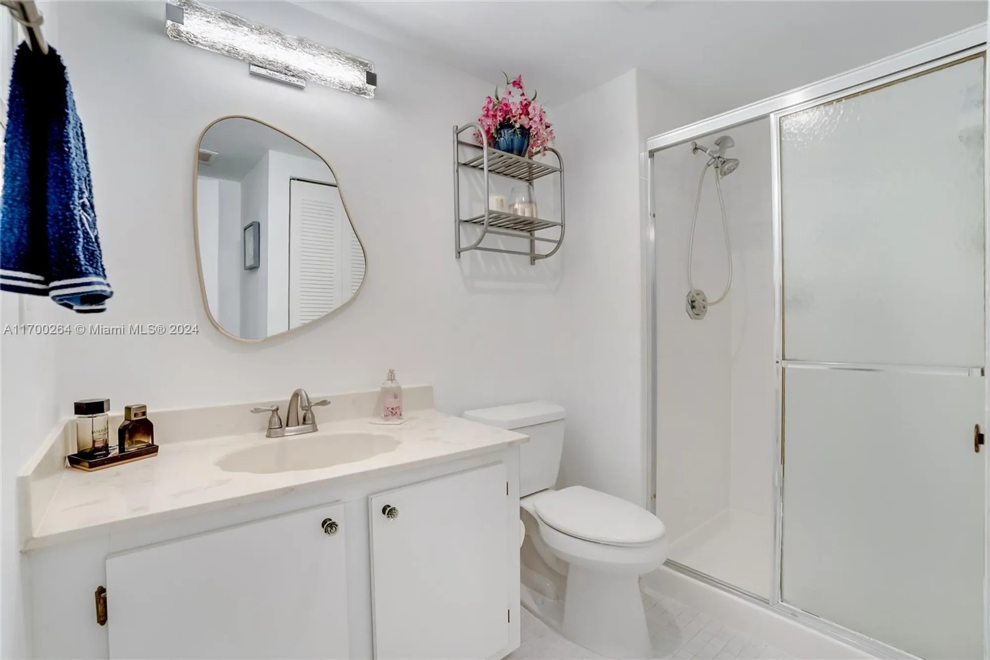 Property Slideshow image 11 of 15 | 21364 cypress hammock dr 1h, Boca Raton, FL, 33428