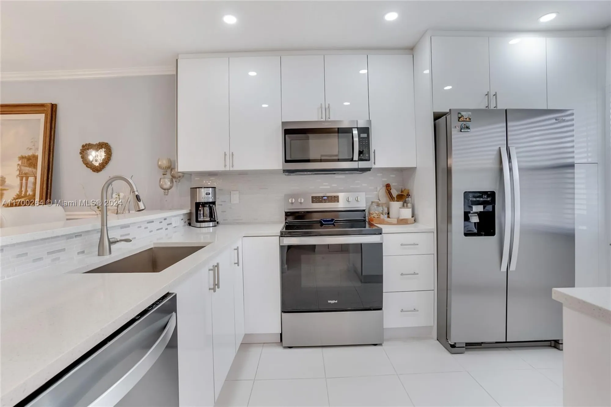 Property Slideshow image 5 of 15 | 21364 cypress hammock dr 1h, Boca Raton, FL, 33428