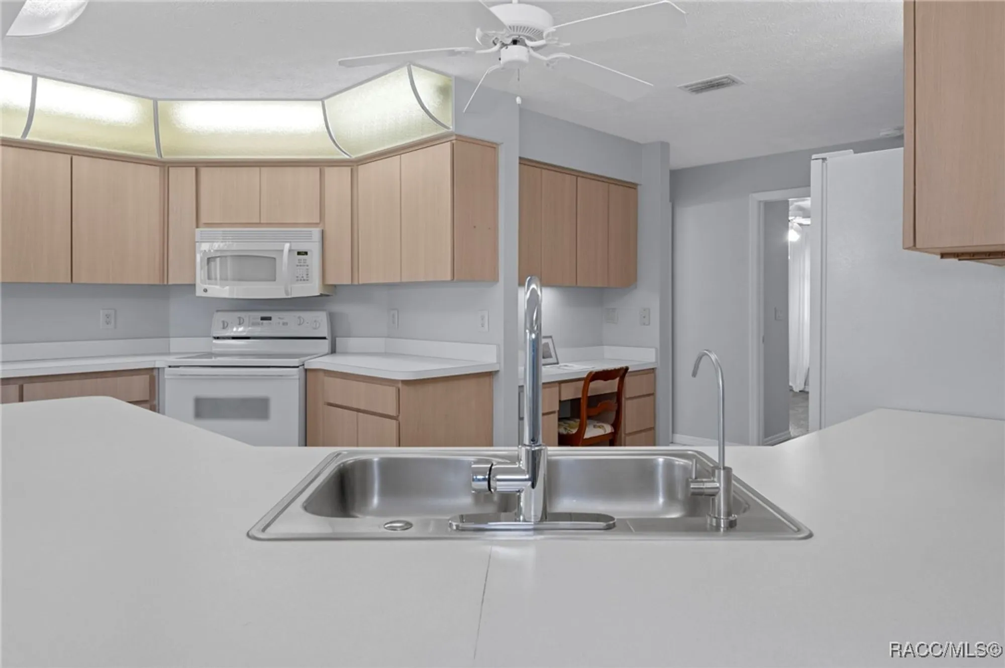 Property Slideshow image 12 of 50 | 716 balmoral ct, Inverness, FL, 34453