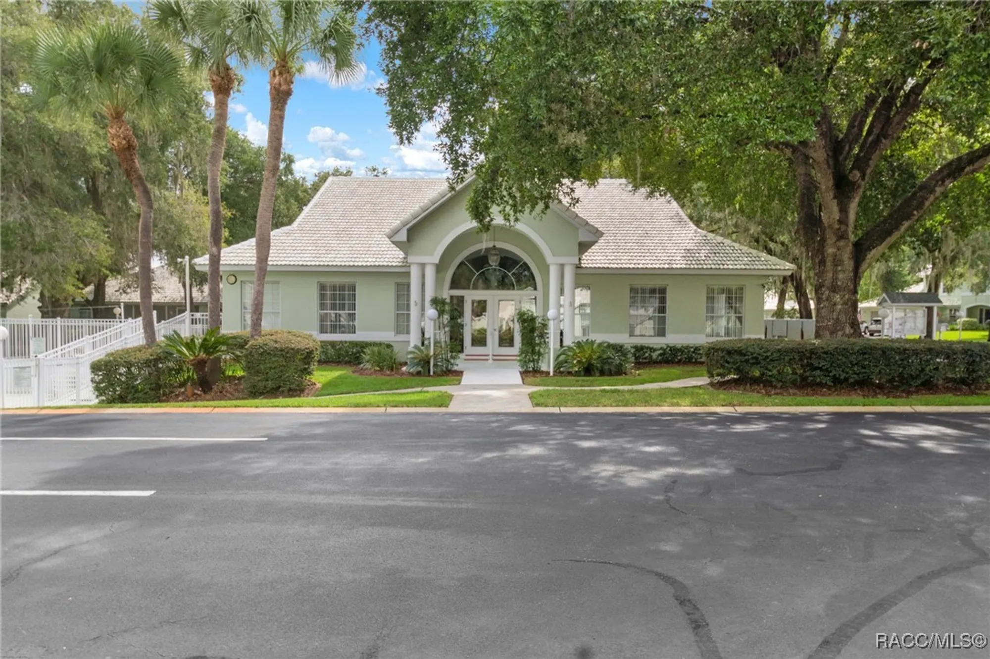 Property Slideshow image 43 of 50 | 716 balmoral ct, Inverness, FL, 34453