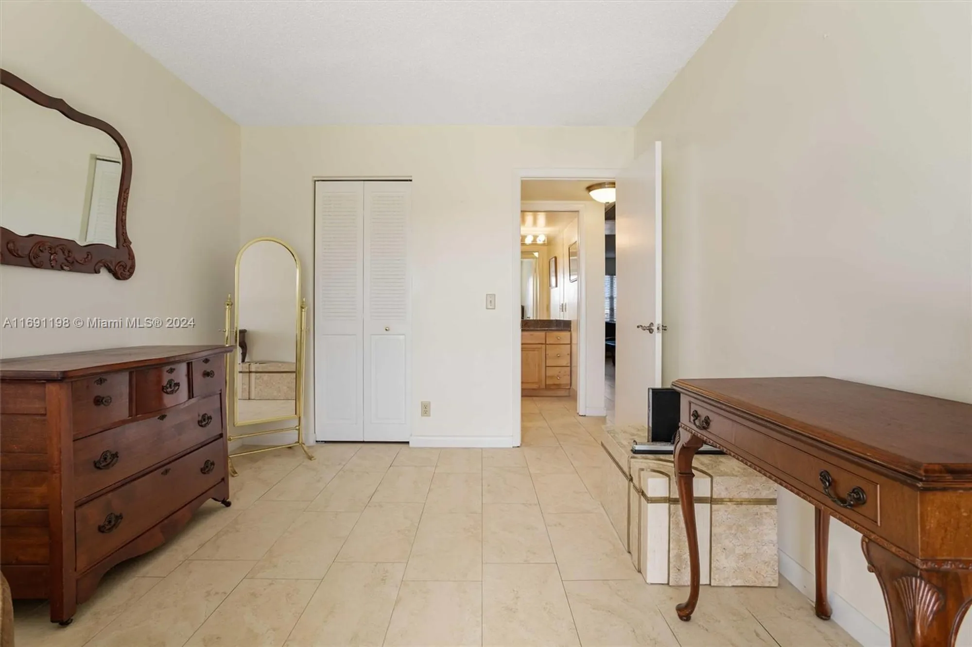 Property Slideshow image 11 of 19 | 1042 lincoln c # 1042, Boca Raton, FL, 33434