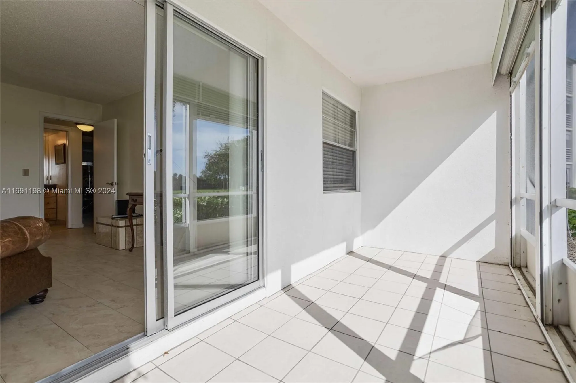 Property Slideshow image 13 of 19 | 1042 lincoln c # 1042, Boca Raton, FL, 33434