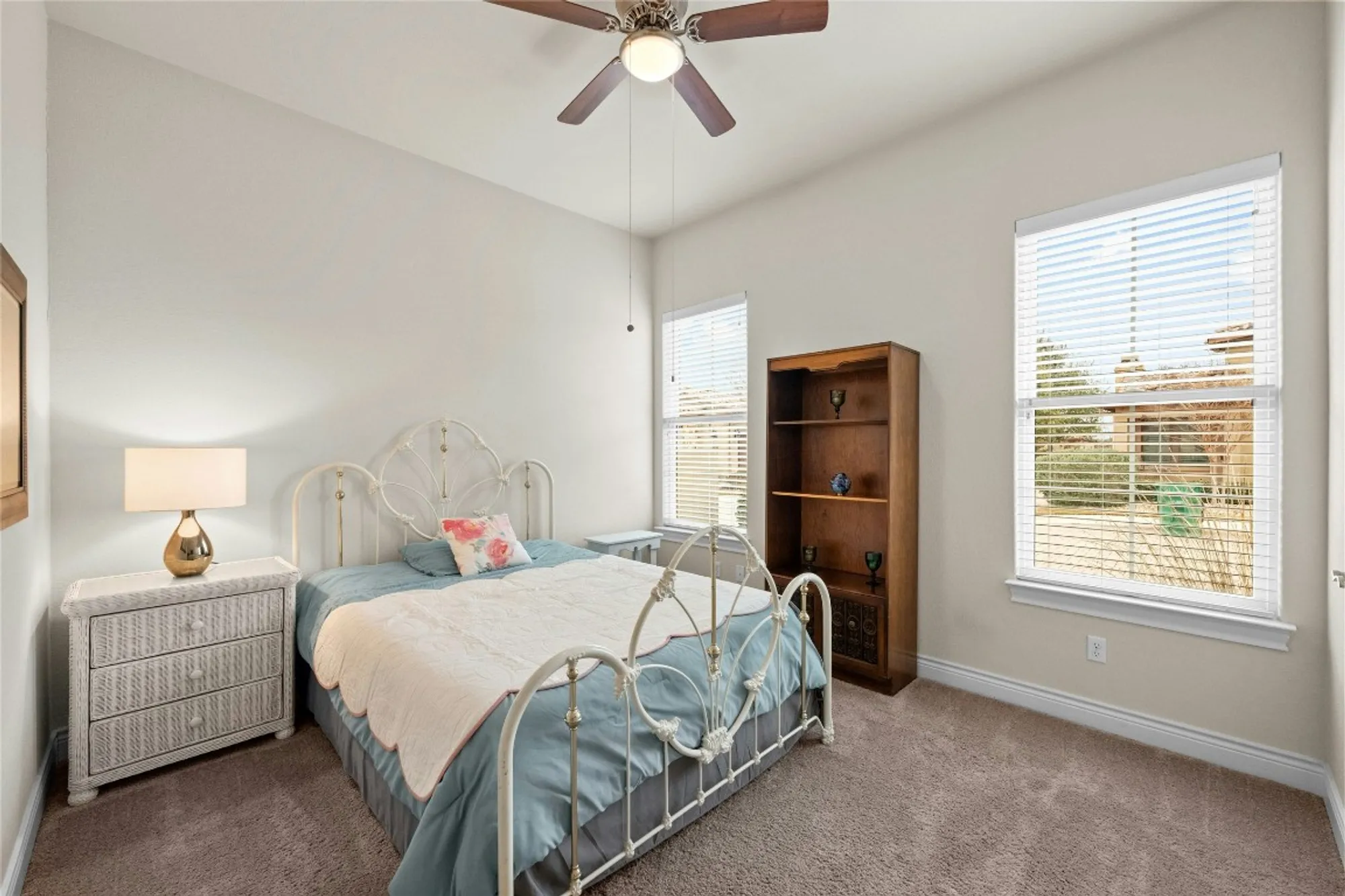 Property Slideshow image 22 of 31 | 204 delfino cir 42, Lakeway, TX, 78734