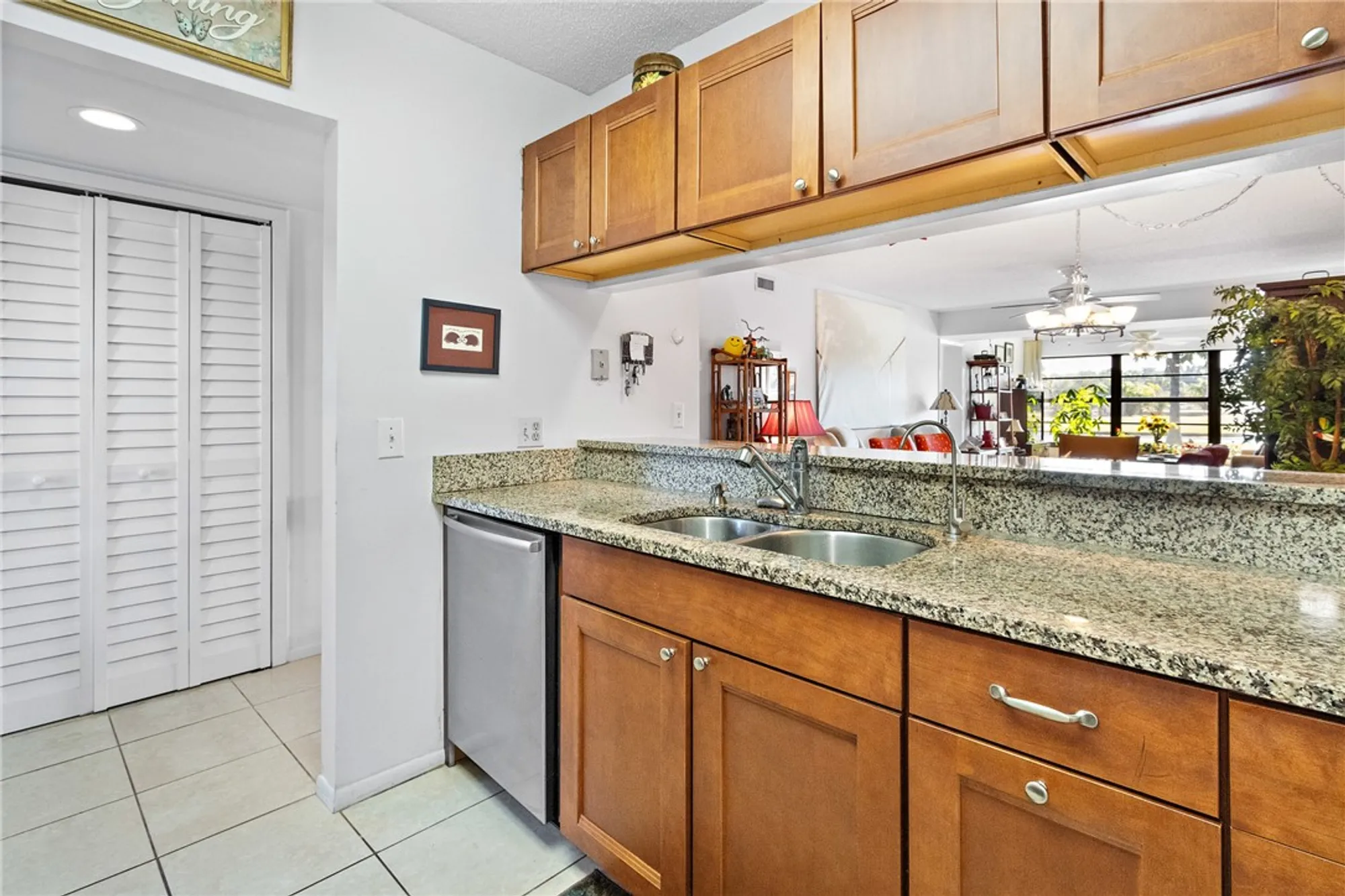 Property Slideshow image 4 of 35 | 41 plantation dr 105, Vero Beach, FL, 32966