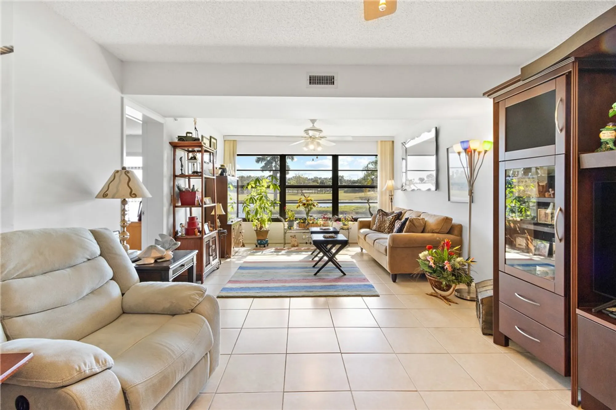 Property Slideshow image 5 of 35 | 41 plantation dr 105, Vero Beach, FL, 32966