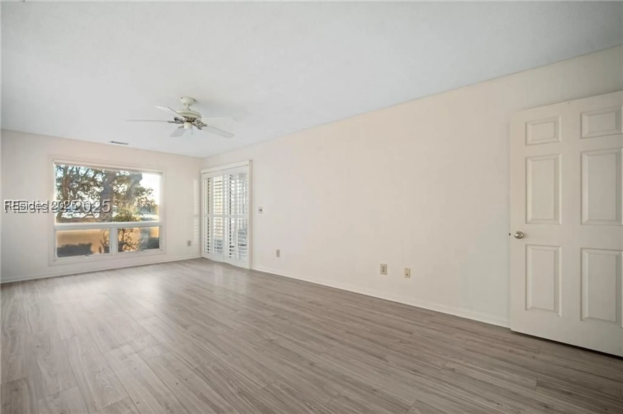 Property Slideshow image 11 of 36 | 71 skull creek dr b103, Hilton Head Island, SC, 29926