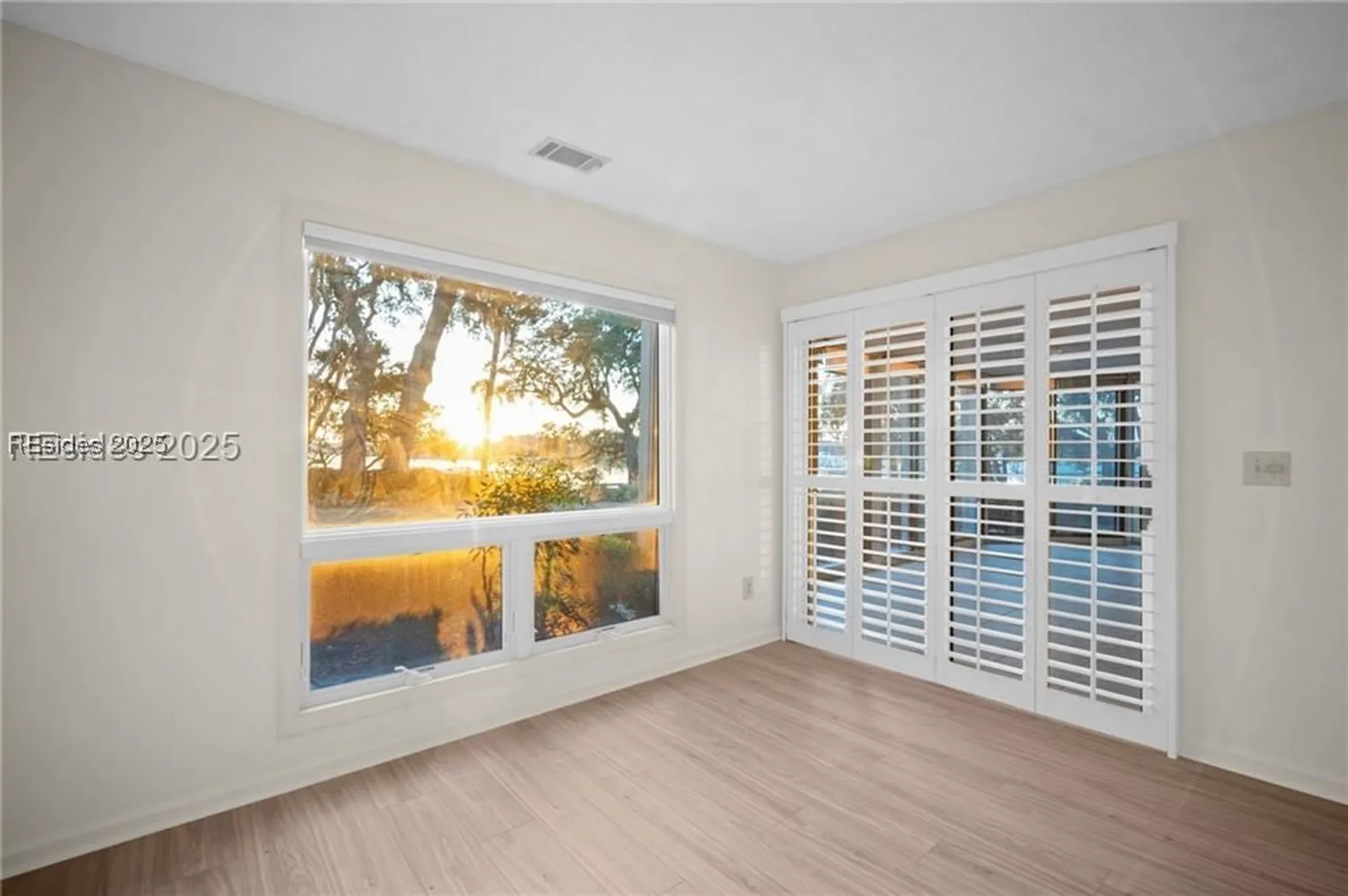 Property Slideshow image 12 of 36 | 71 skull creek dr b103, Hilton Head Island, SC, 29926