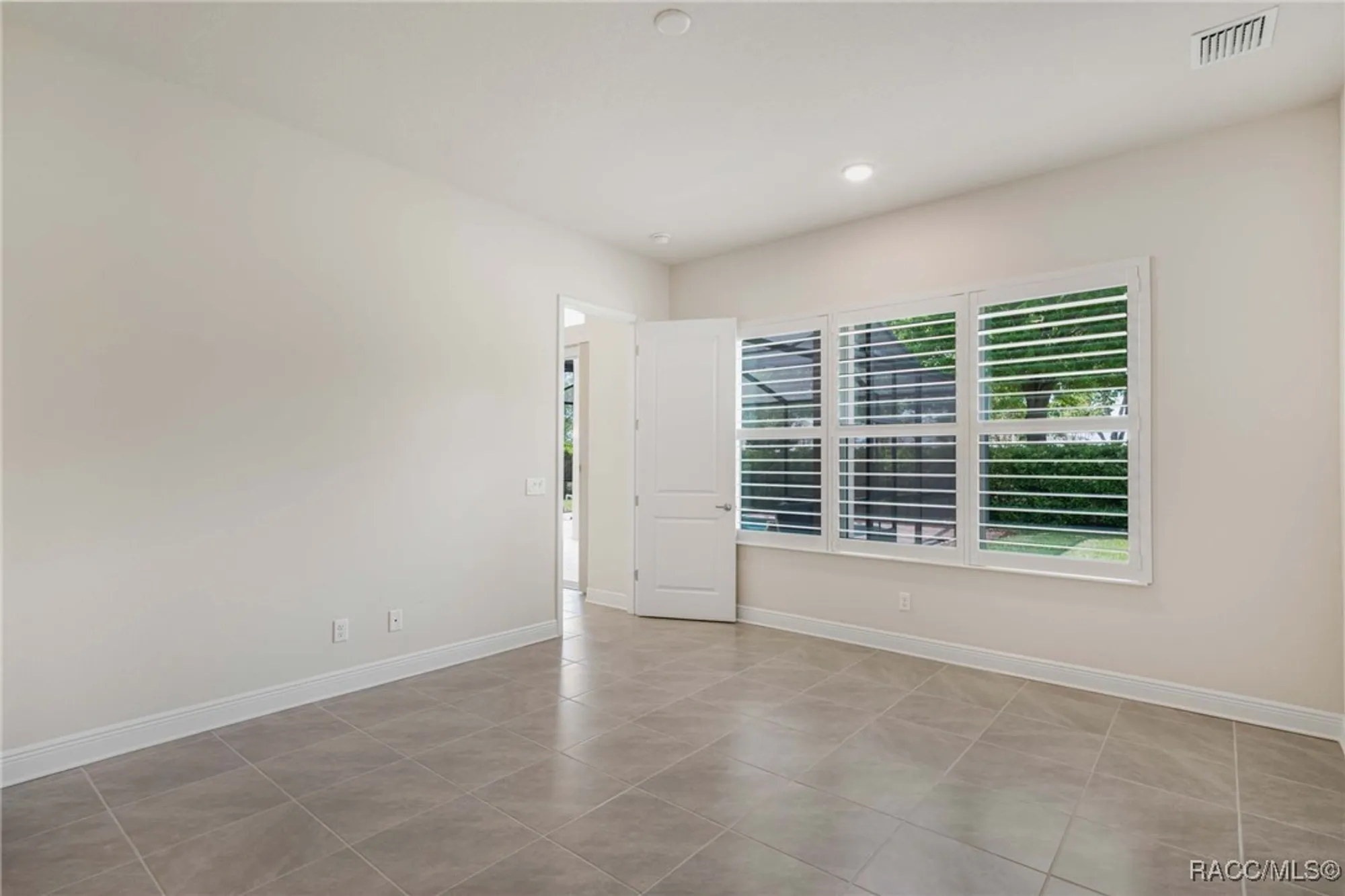 Property Slideshow image 21 of 100 | 2132 n buttonwood loop, Hernando, FL, 34442