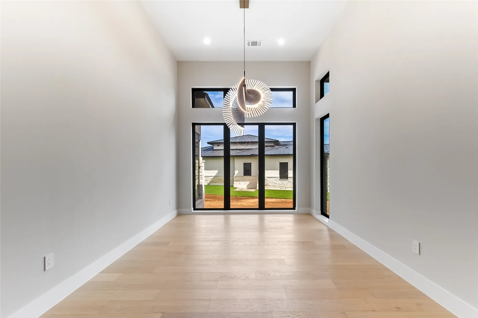 Property Slideshow image 19 of 36 | 100 spice lily, Horseshoe Bay, TX, 78657