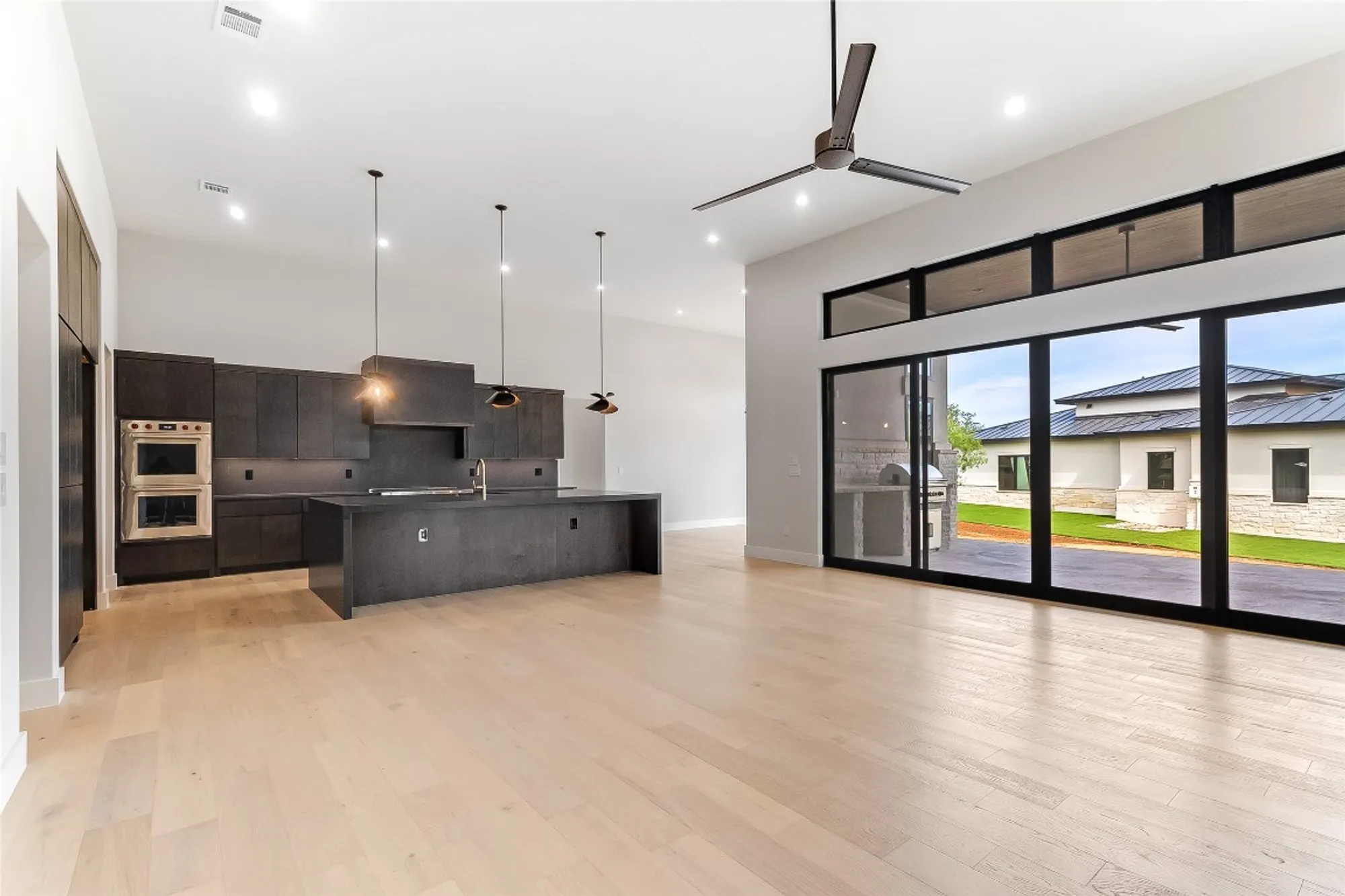 Property Slideshow image 10 of 36 | 100 spice lily, Horseshoe Bay, TX, 78657