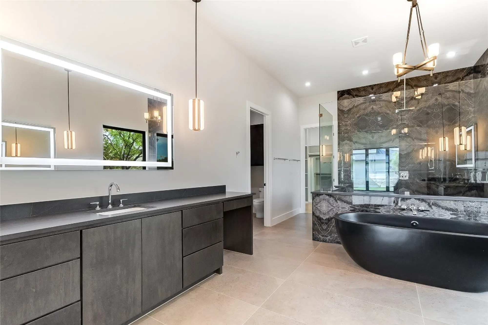 Property Slideshow image 26 of 36 | 100 spice lily, Horseshoe Bay, TX, 78657