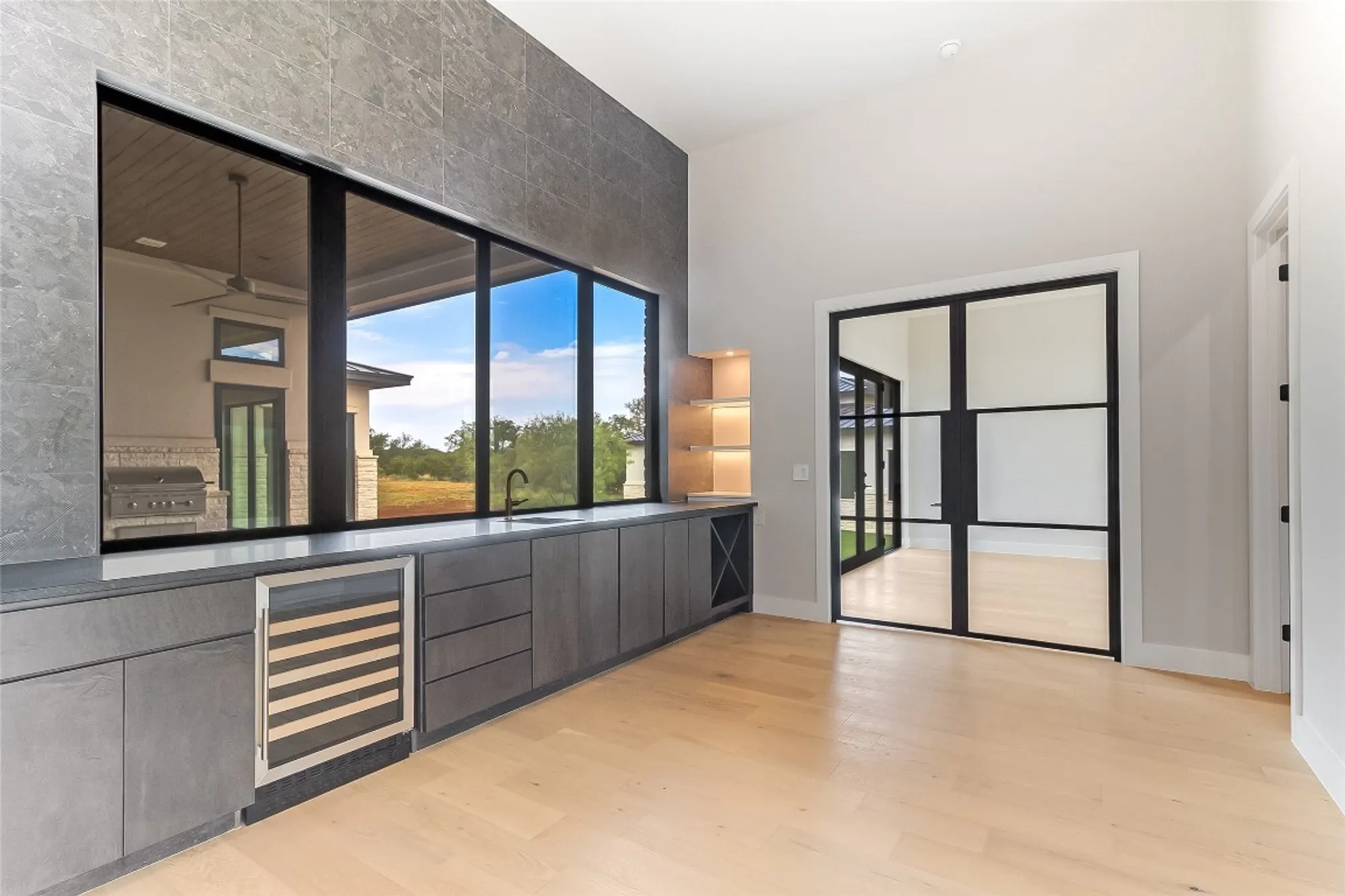 Property Slideshow image 5 of 36 | 100 spice lily, Horseshoe Bay, TX, 78657