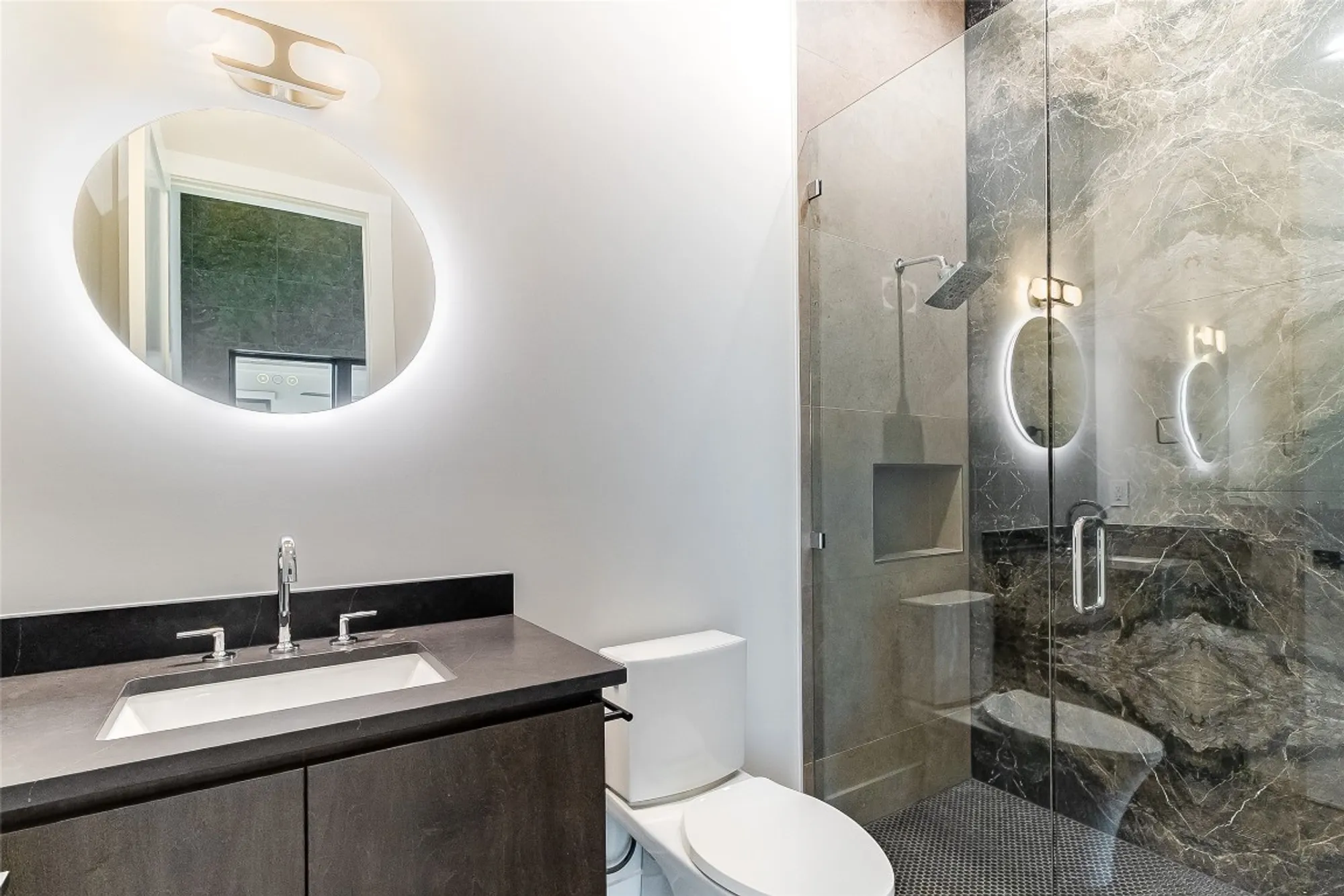 Property Slideshow image 7 of 36 | 100 spice lily, Horseshoe Bay, TX, 78657