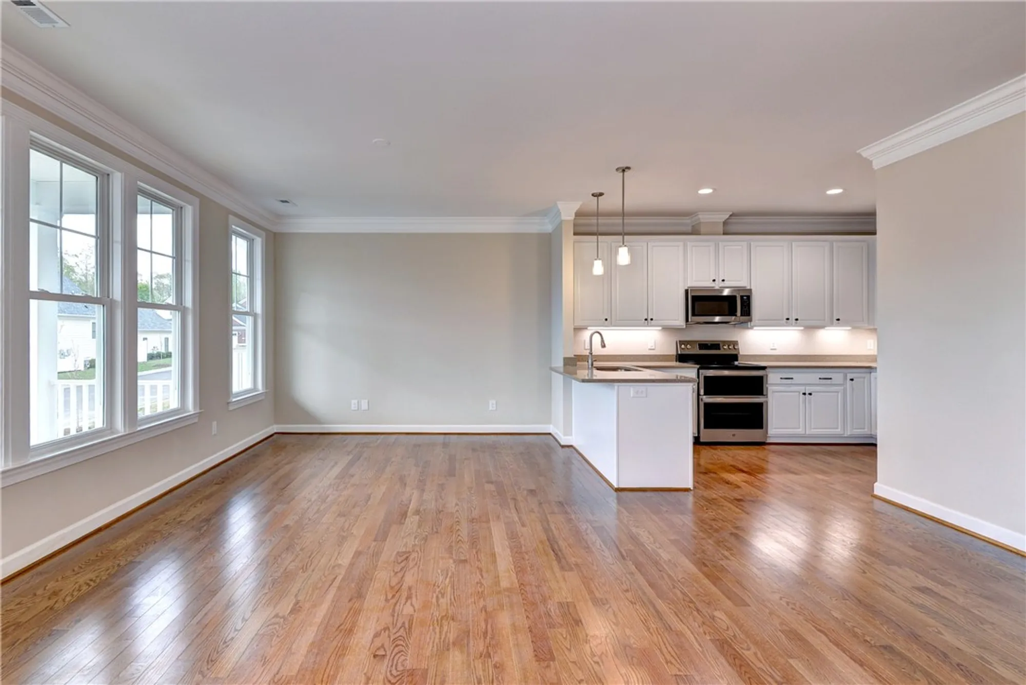 Property Slideshow image 8 of 37 | 5313 salzman st, Williamsburg, VA, 23188