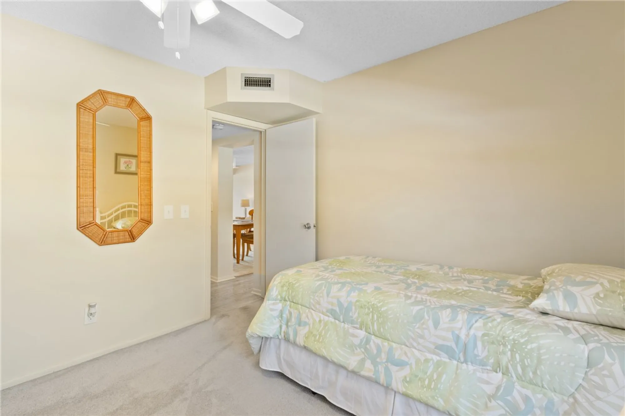 Property Slideshow image 23 of 36 | 45 plantation dr apt 204, Vero Beach, FL, 32966