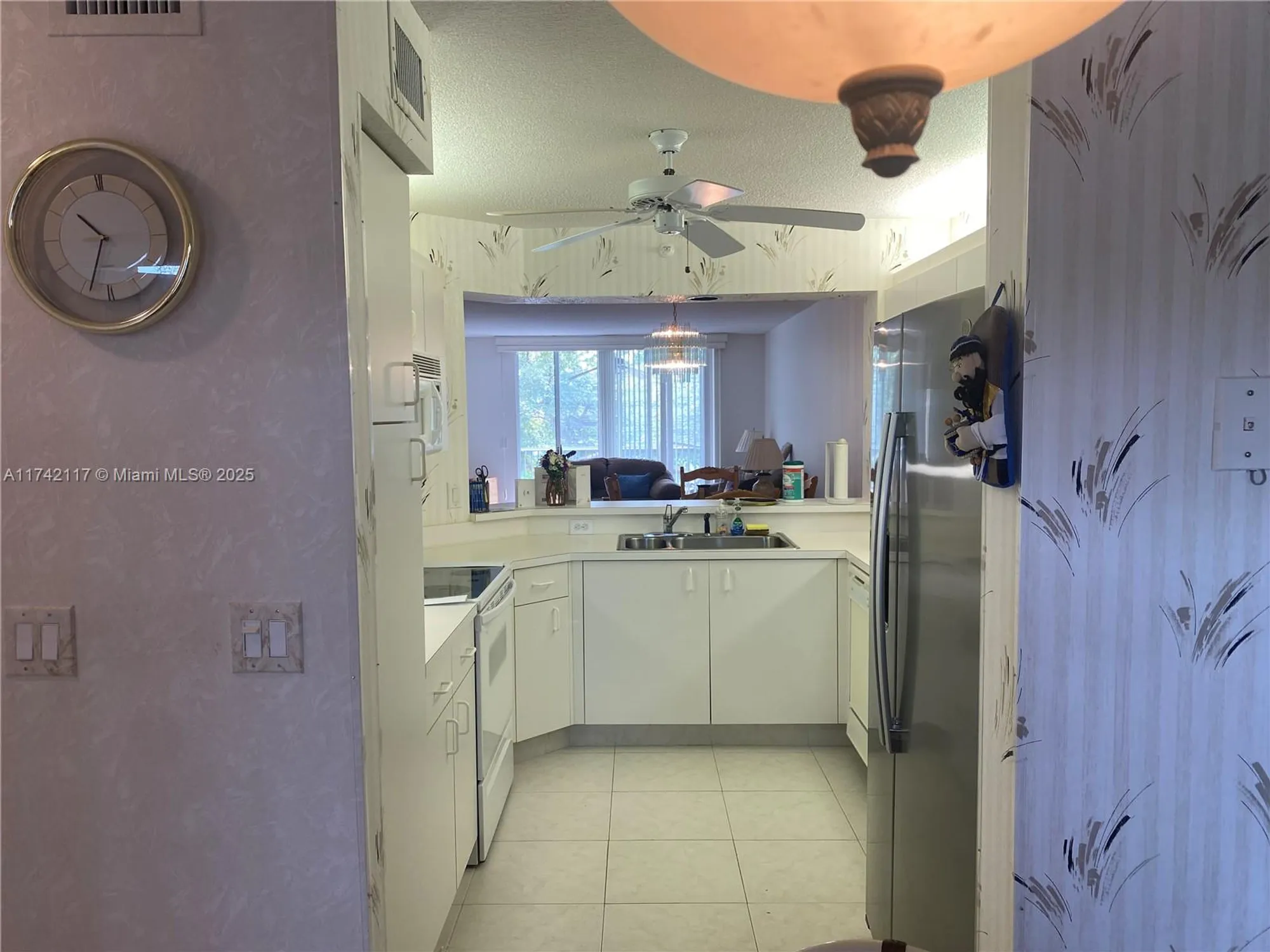 Property Slideshow image 26 of 42 | 9551 weldon cir apt e314, Fort Lauderdale, FL, 33321