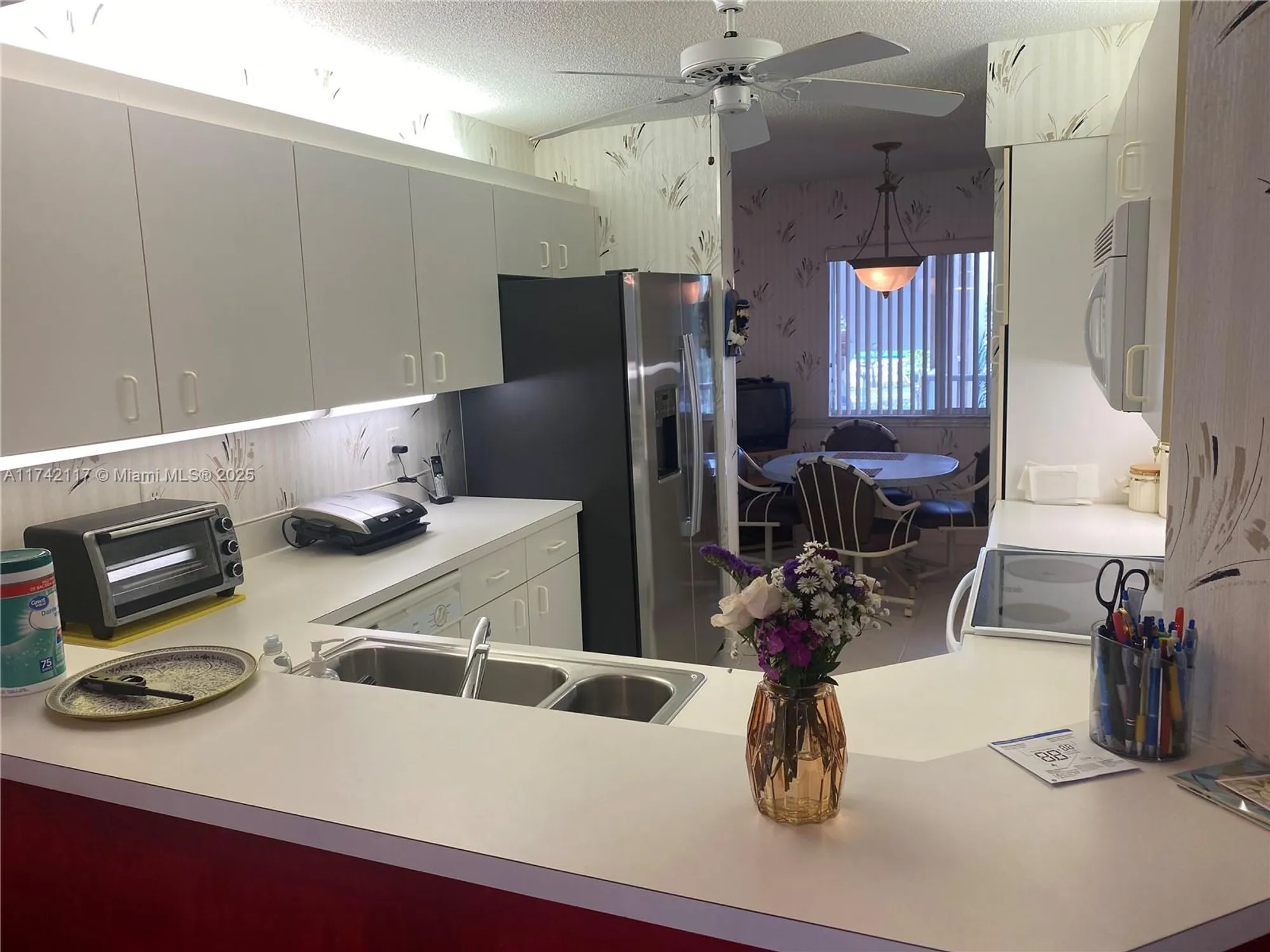 Property Slideshow image 21 of 42 | 9551 weldon cir apt e314, Fort Lauderdale, FL, 33321
