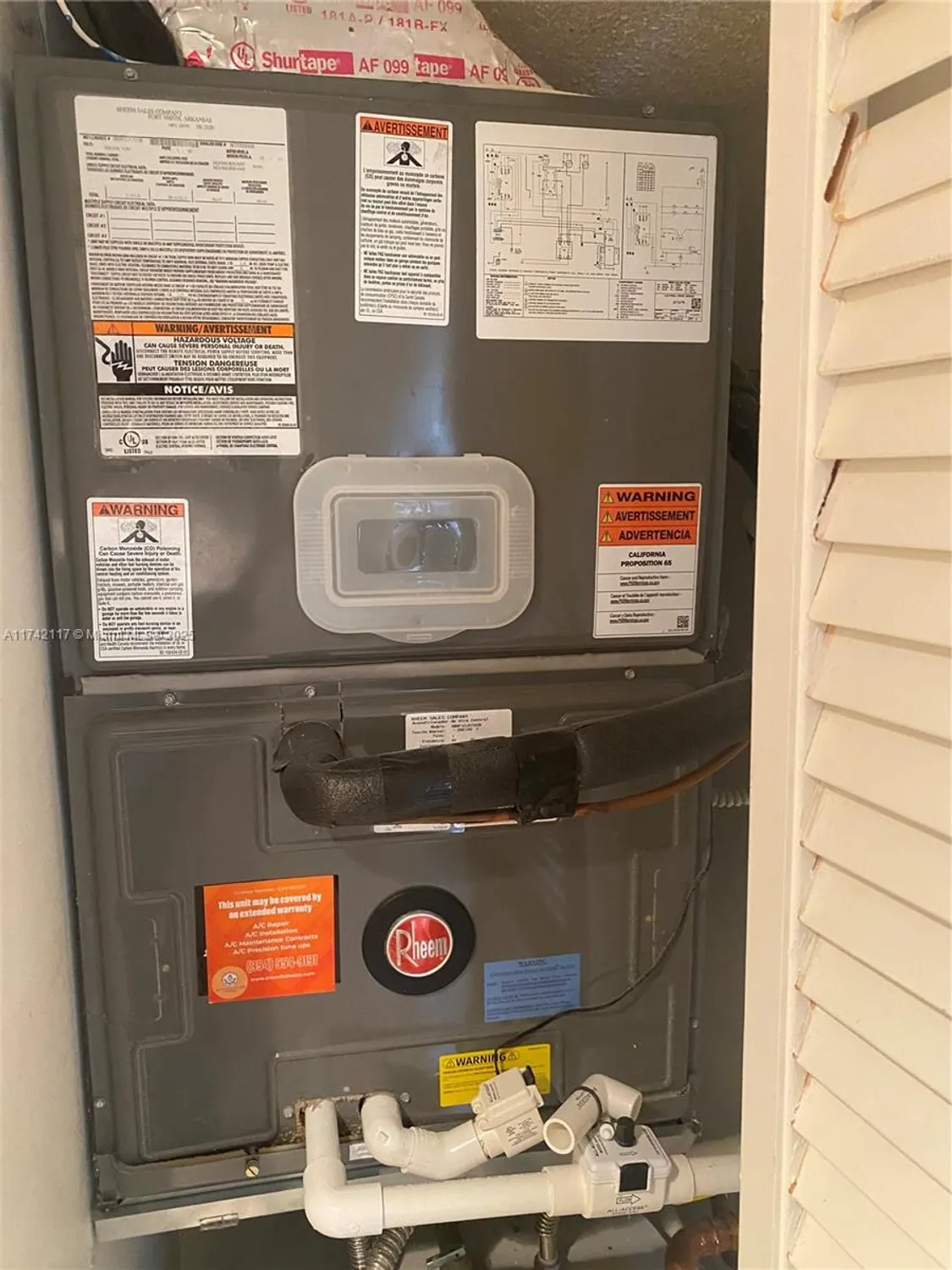 Property Slideshow image 31 of 42 | 9551 weldon cir apt e314, Fort Lauderdale, FL, 33321