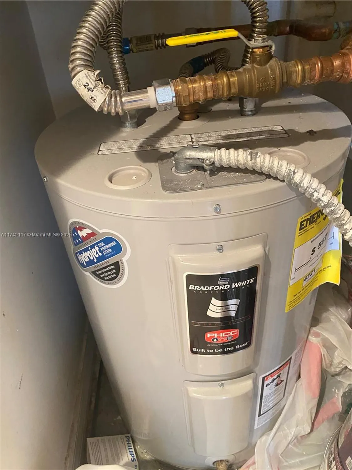 Property Slideshow image 32 of 42 | 9551 weldon cir apt e314, Fort Lauderdale, FL, 33321