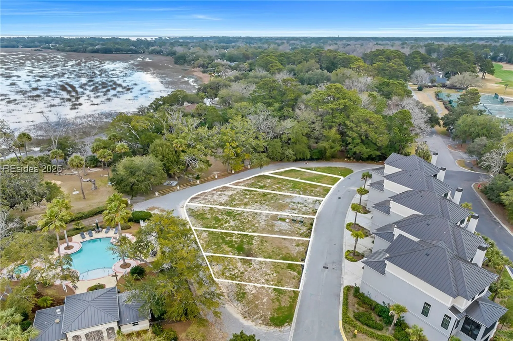 Property Slideshow image 5 of 5 | 4 grandview ct # 2, Hilton Head Island, SC, 29926