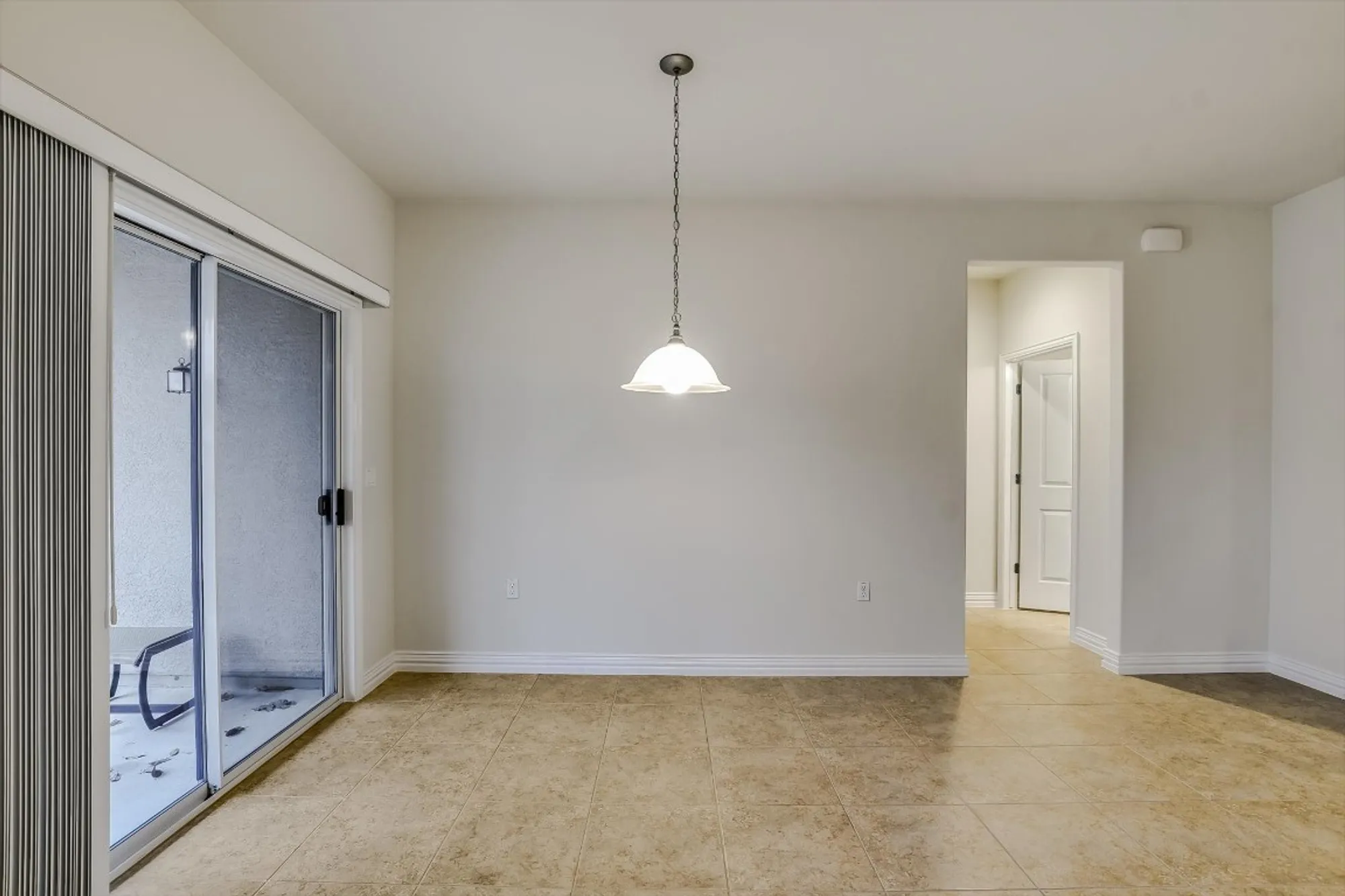 Property Slideshow image 13 of 40 | 317 yellow rose trl, Georgetown, TX, 78633