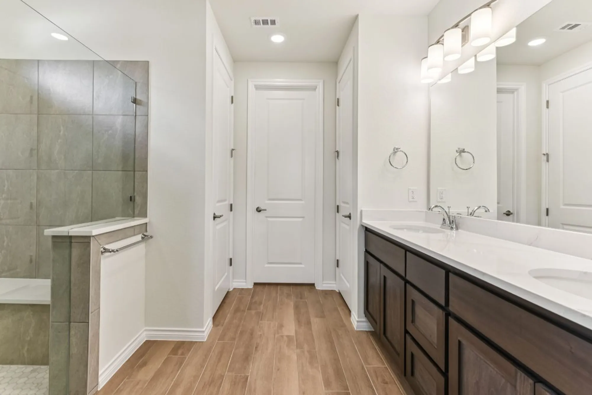 Property Slideshow image 16 of 32 | 104 maceo way unit 102, San Marcos, TX, 78666