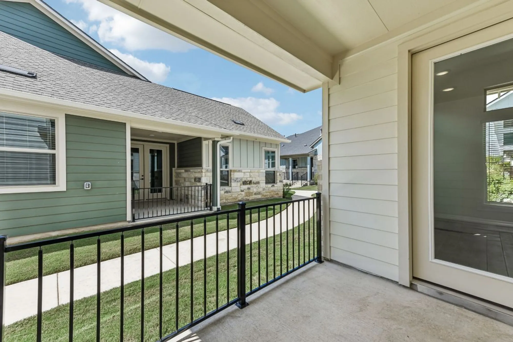 Property Slideshow image 24 of 32 | 104 maceo way unit 102, San Marcos, TX, 78666