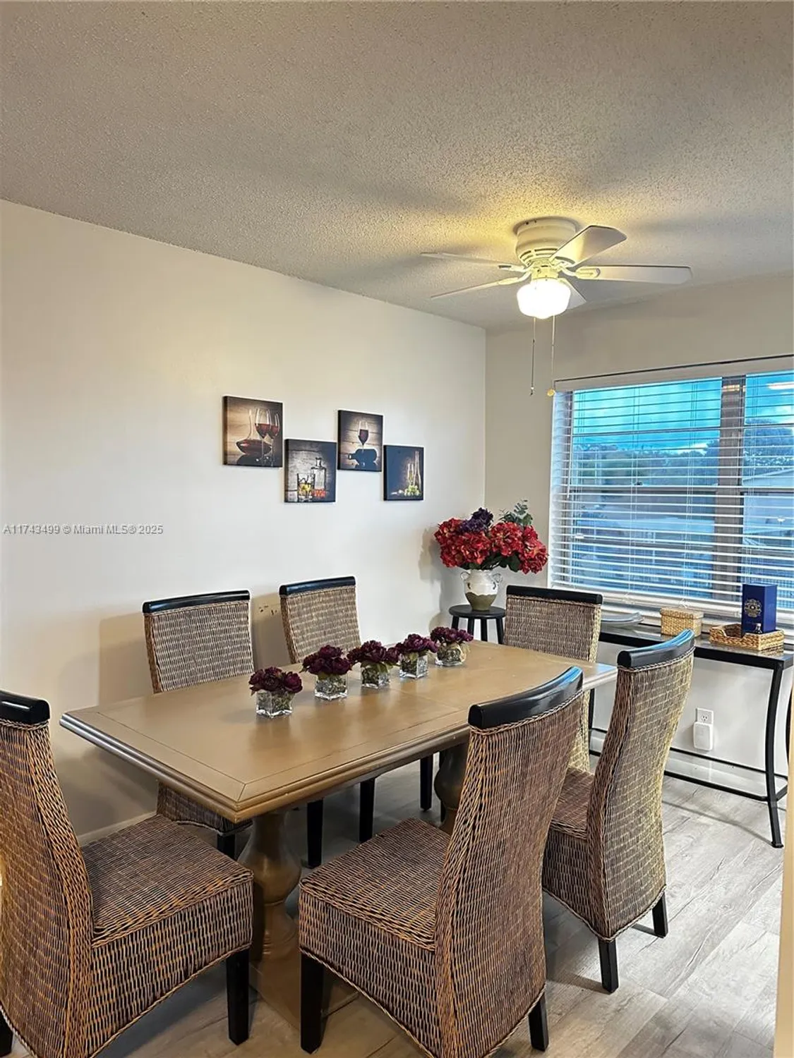 Property Slideshow image 1 of 14 | 220 cambridge i, West Palm Beach, FL, 33417