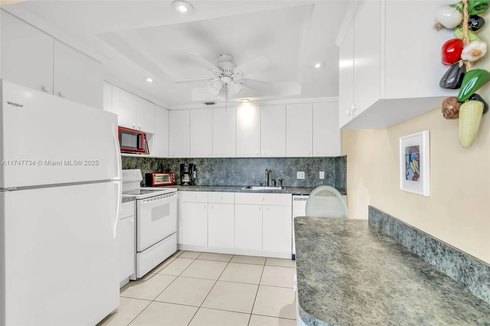 Property Slideshow image 1 of 32 | 250 grantham c # 250, Deerfield Beach, FL, 33442