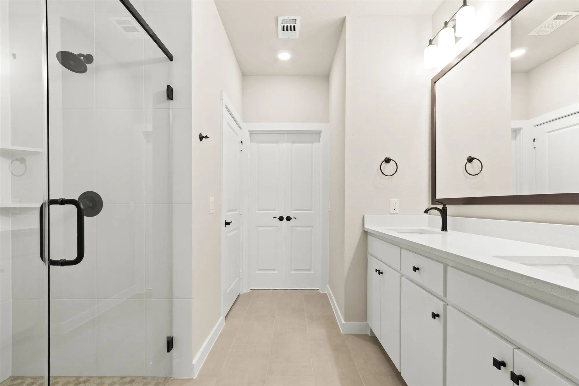 Property Slideshow image 17 of 27 | 7247 sauvignon way, Grand Prairie, TX, 75054