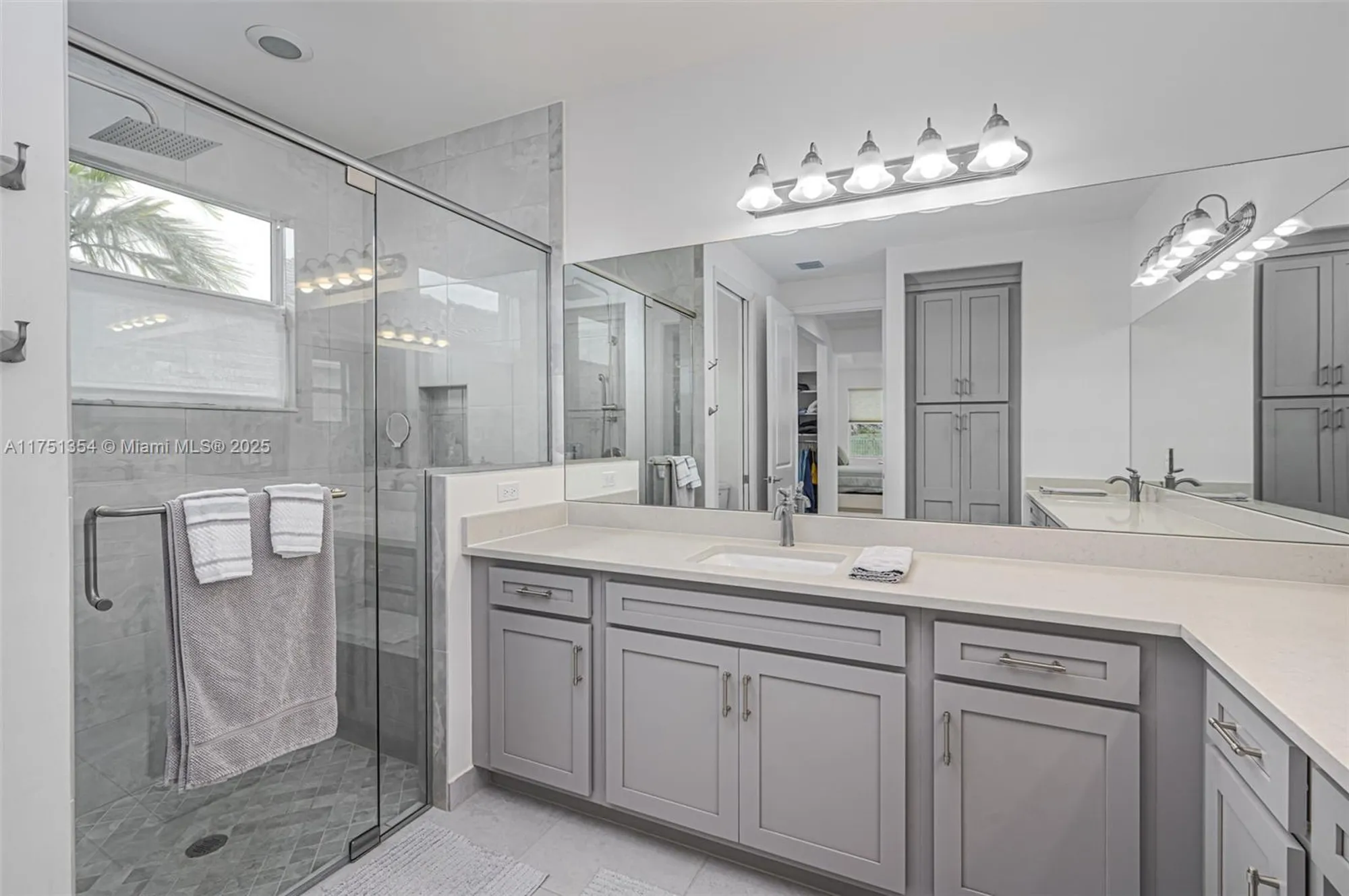 Property Slideshow image 14 of 43 | 11983 sw seahorse springs ter, Port St Lucie, FL, 34987