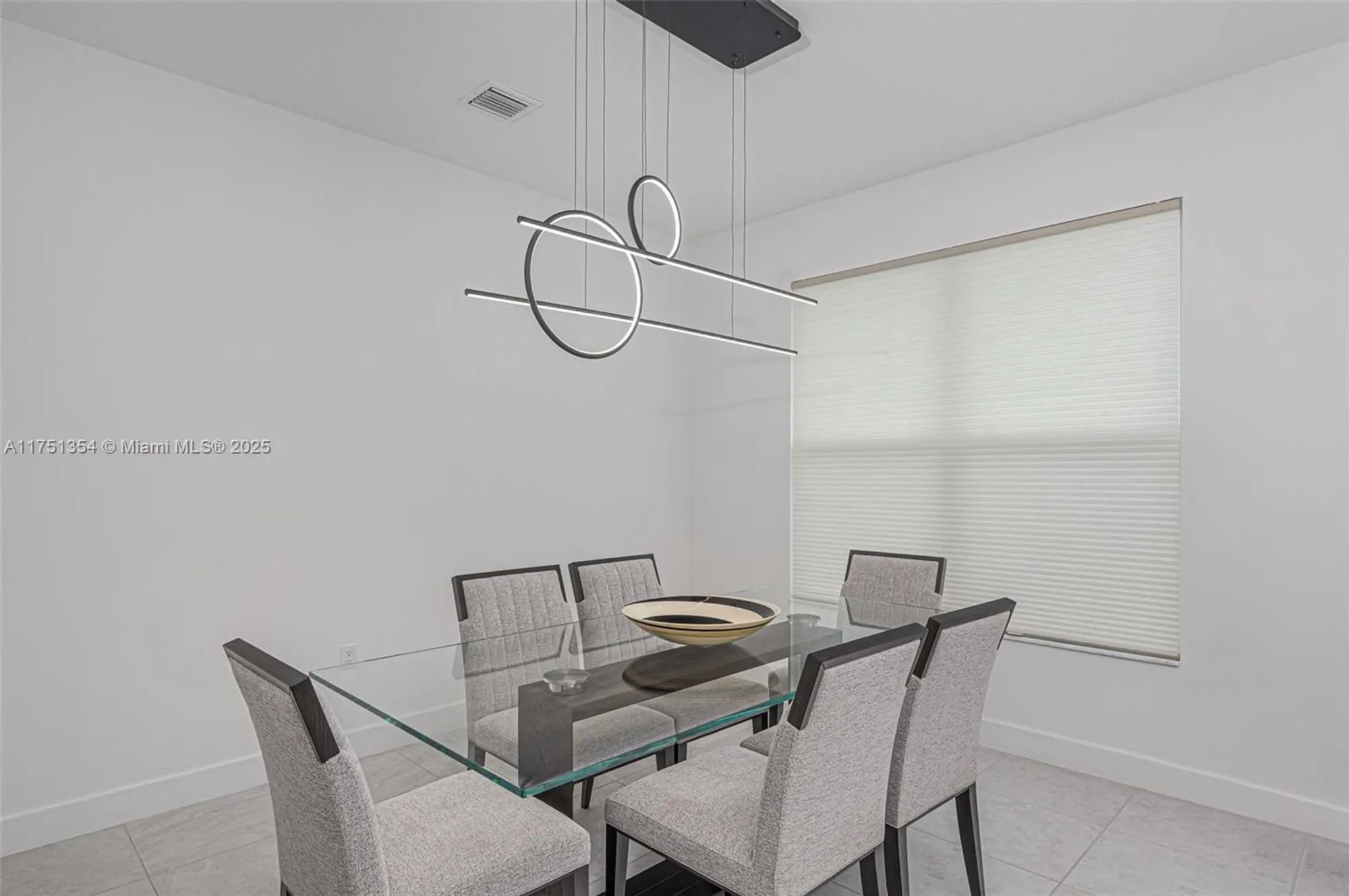 Property Slideshow image 11 of 43 | 11983 sw seahorse springs ter, Port St Lucie, FL, 34987