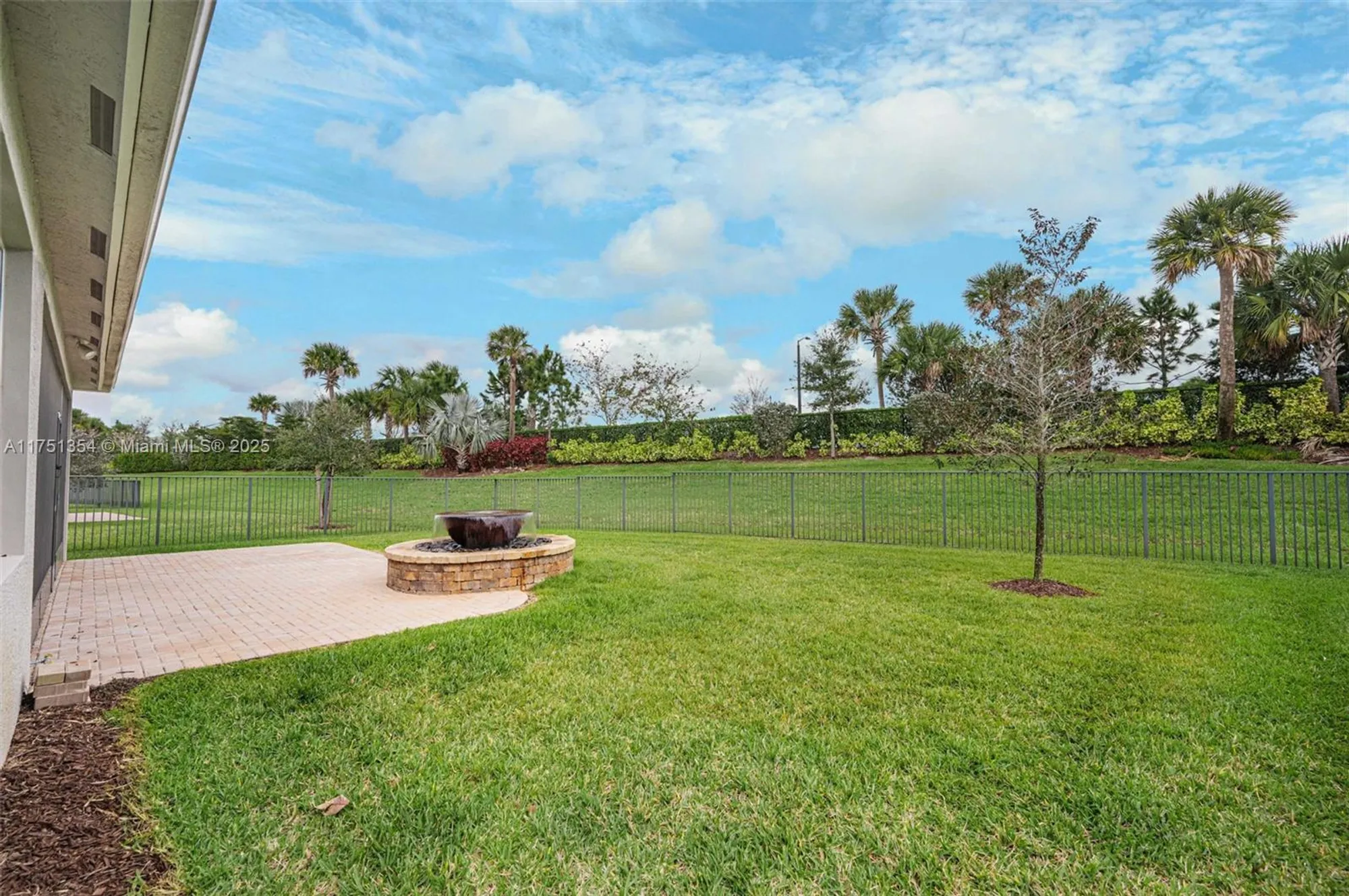 Property Slideshow image 25 of 43 | 11983 sw seahorse springs ter, Port St Lucie, FL, 34987