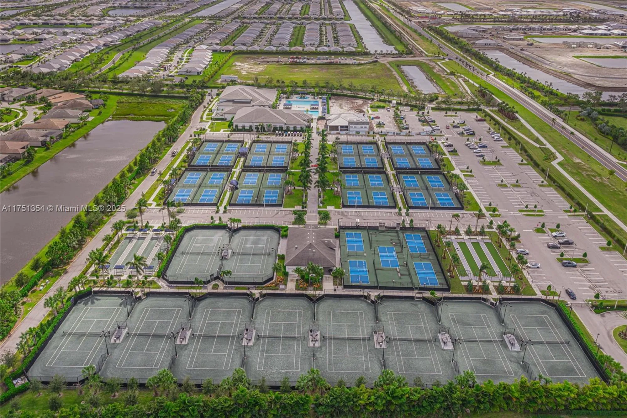 Property Slideshow image 40 of 43 | 11983 sw seahorse springs ter, Port St Lucie, FL, 34987