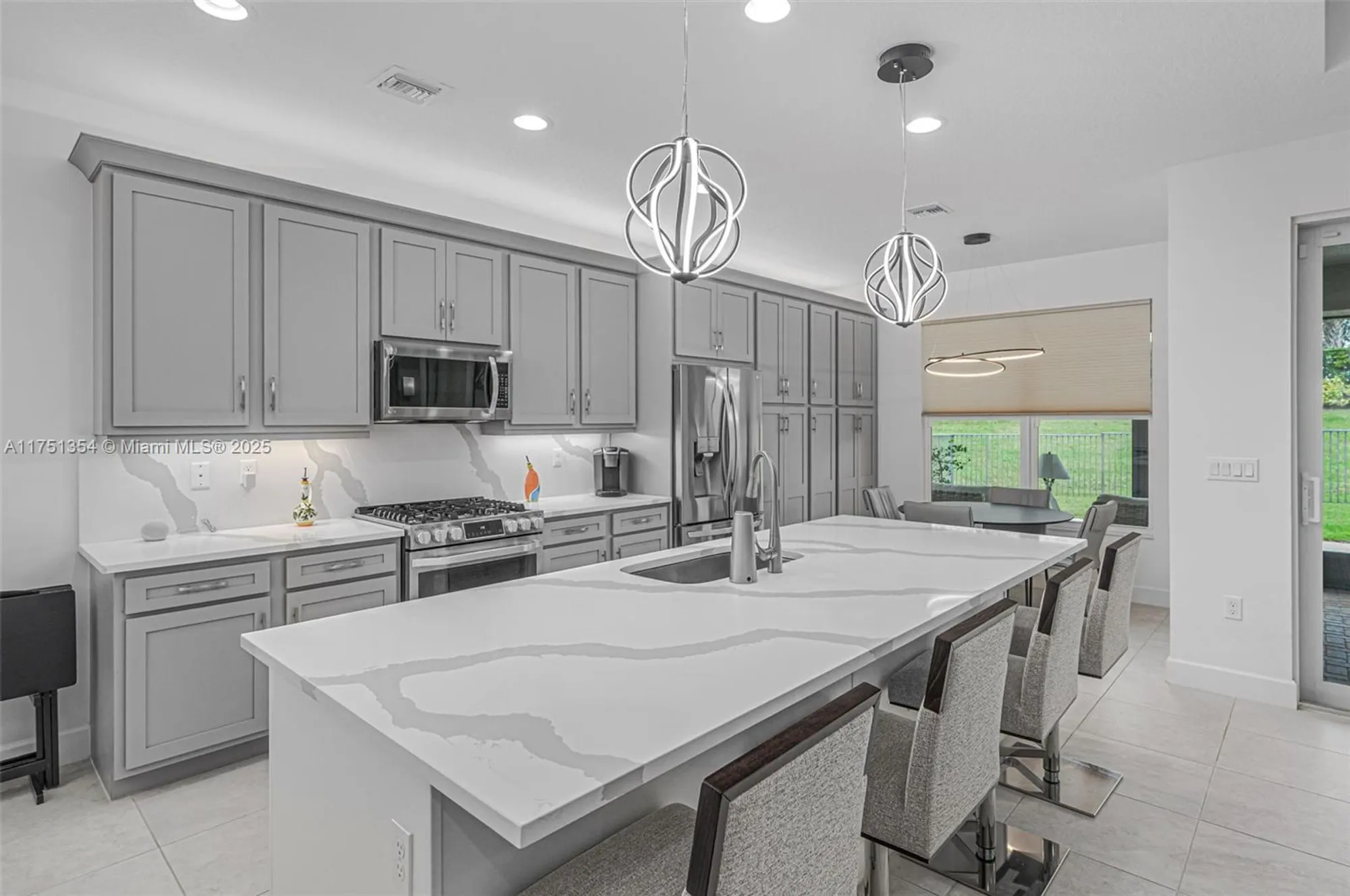 Property Slideshow image 7 of 43 | 11983 sw seahorse springs ter, Port St Lucie, FL, 34987