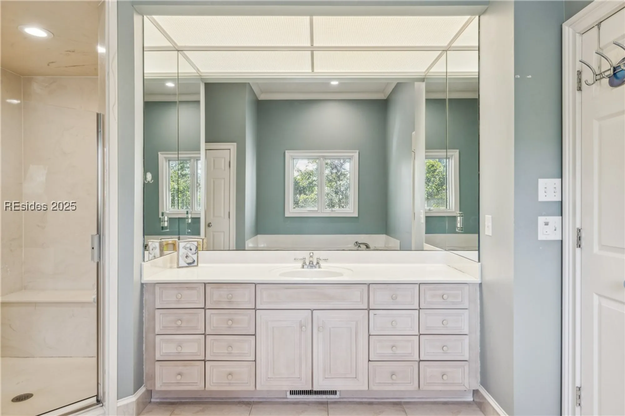 Property Slideshow image 21 of 61 | 18 oyster shell ln, Hilton Head Island, SC, 29926