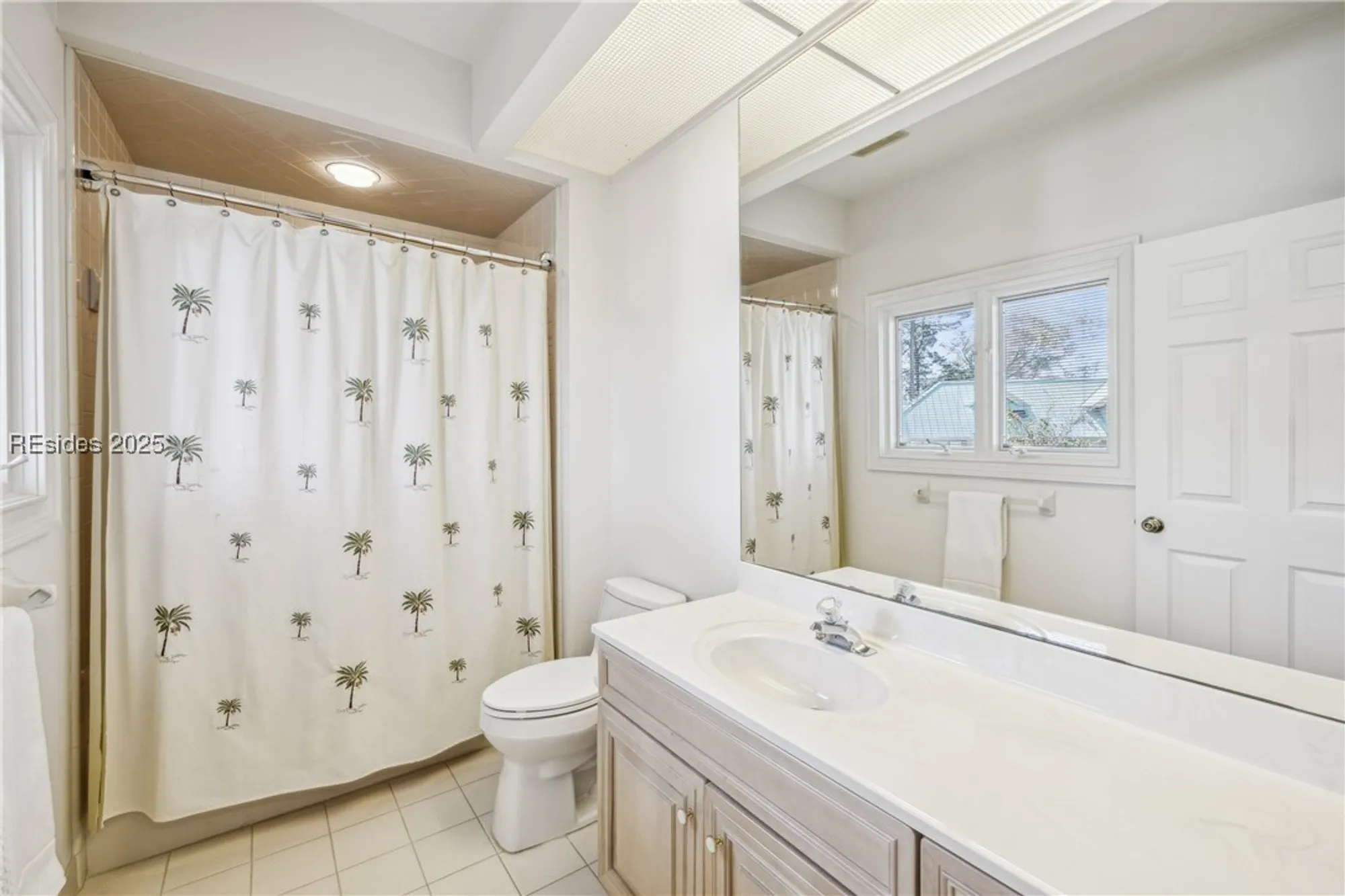 Property Slideshow image 32 of 61 | 18 oyster shell ln, Hilton Head Island, SC, 29926
