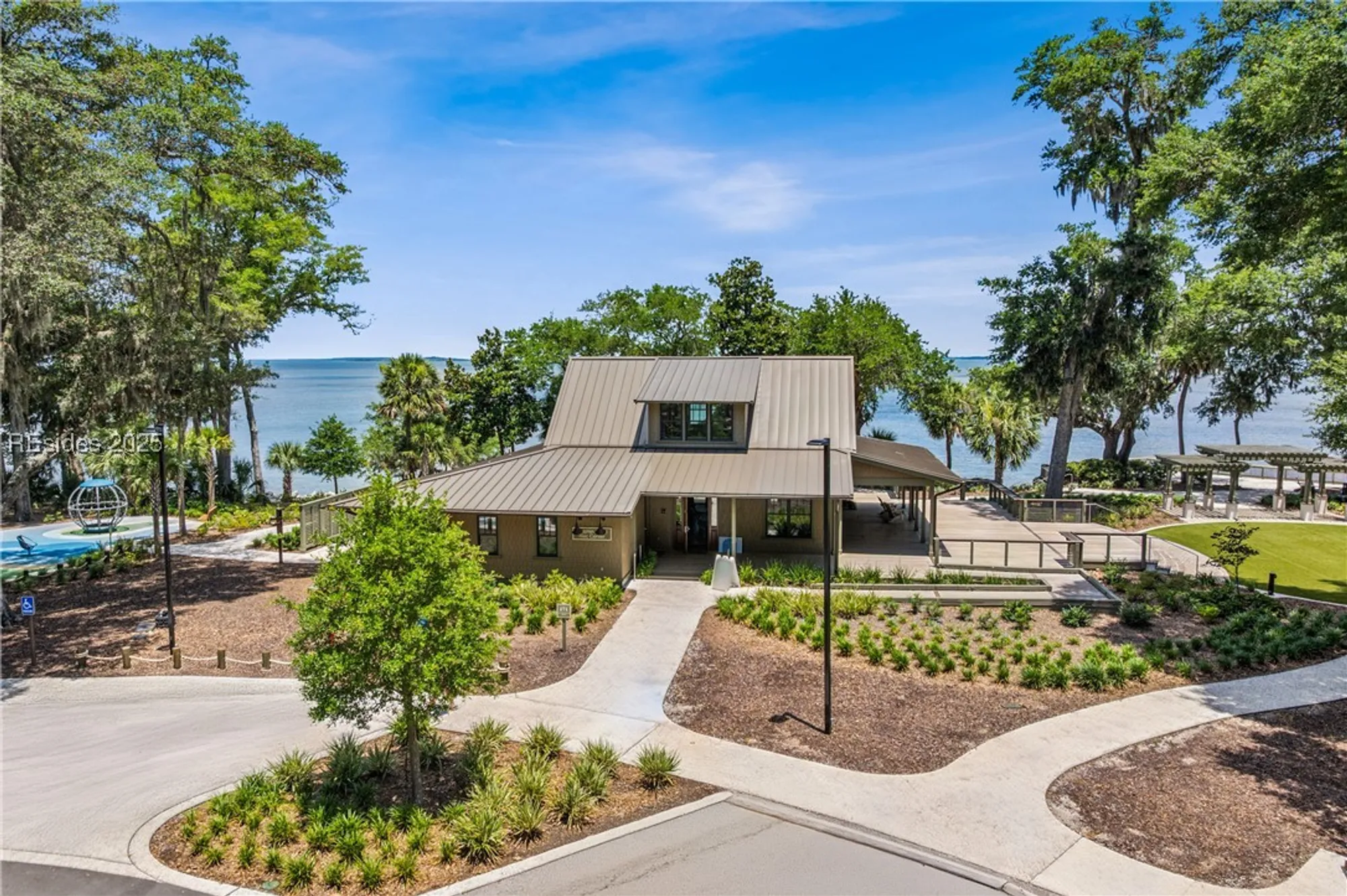 Property Slideshow image 51 of 61 | 18 oyster shell ln, Hilton Head Island, SC, 29926