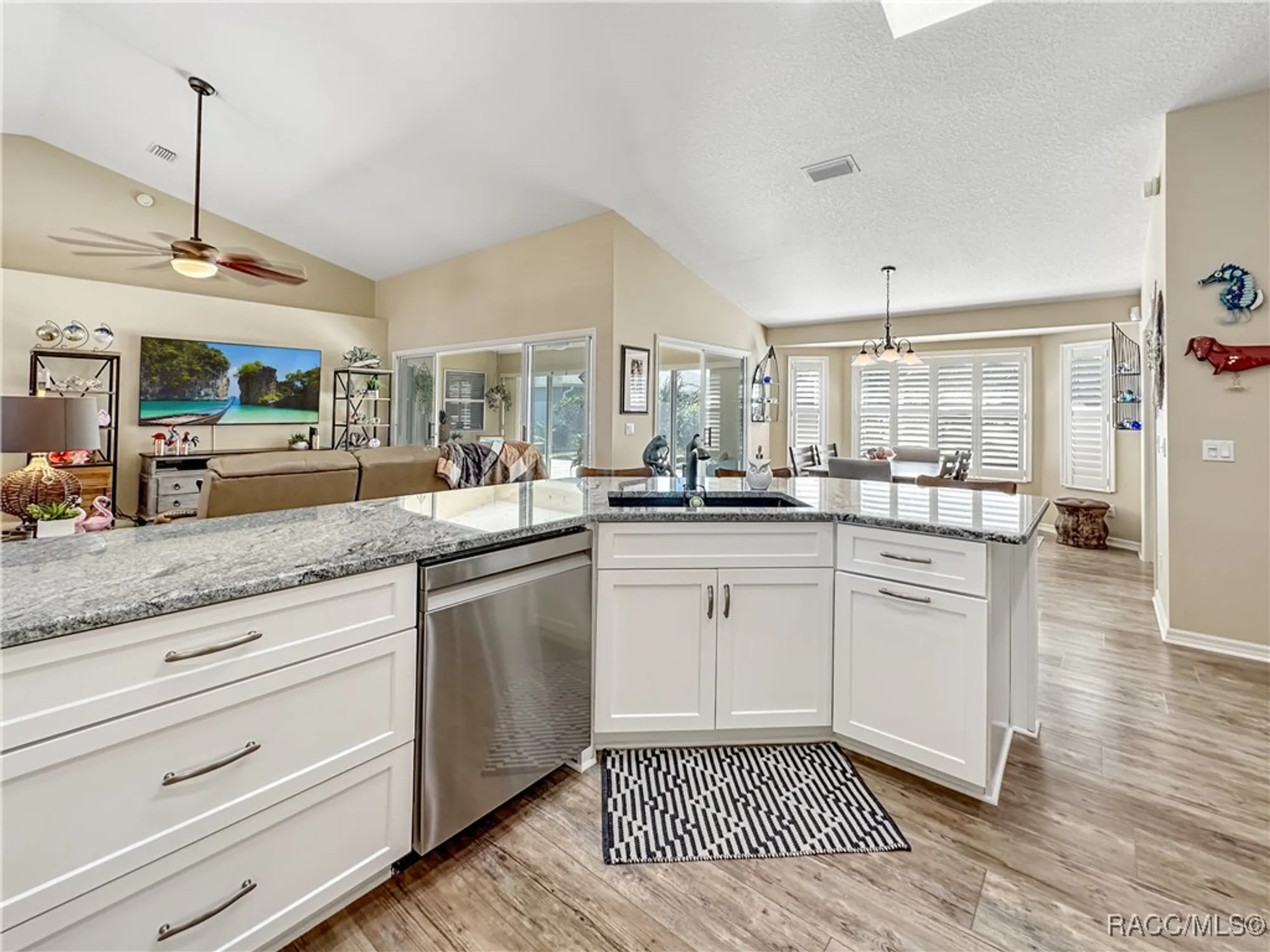 Property Slideshow image 17 of 62 | 3874 e arbor lakes dr, Hernando, FL, 34442