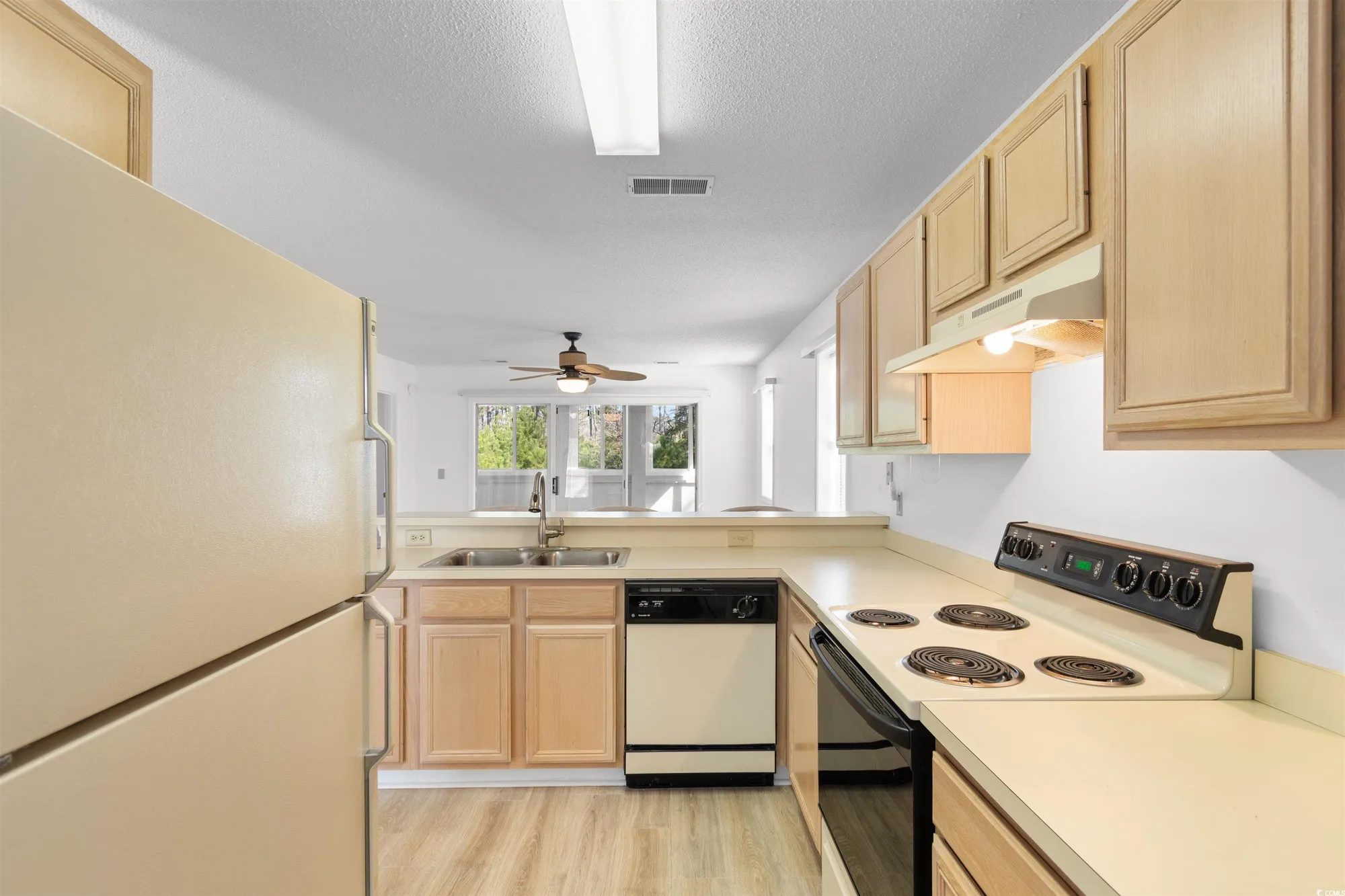 Property Slideshow image 12 of 40 | 1440 blue tree ct n, Myrtle Beach, SC, 29588