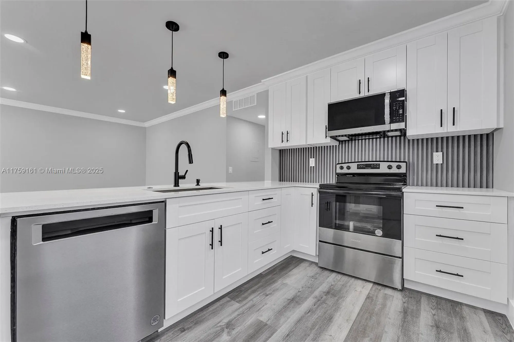 Property Slideshow image 4 of 45 | 38 flanders a # 38, Delray Beach, FL, 33484