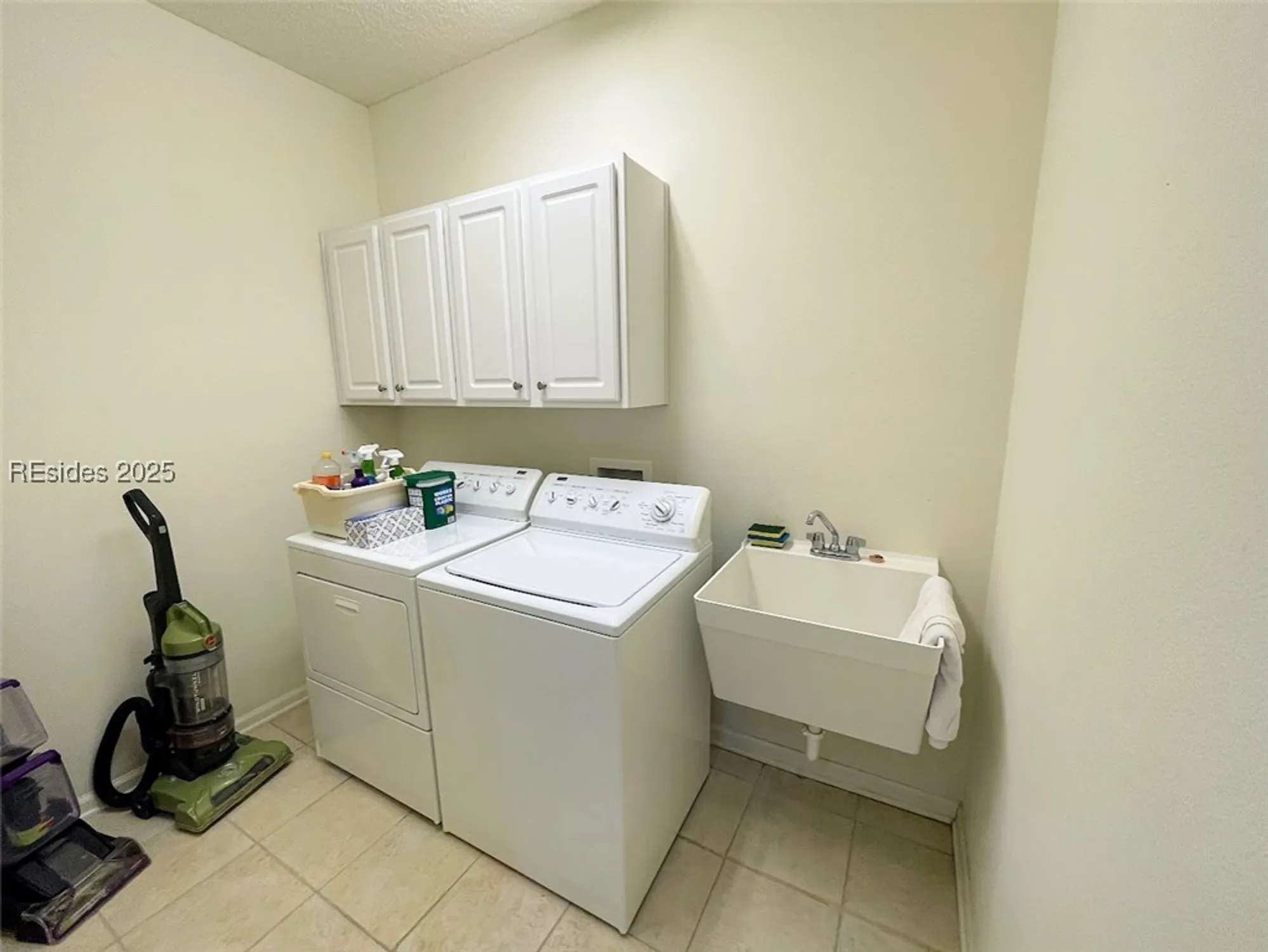 Property Slideshow image 13 of 16 | 70 bishop st, Bluffton, SC, 29909