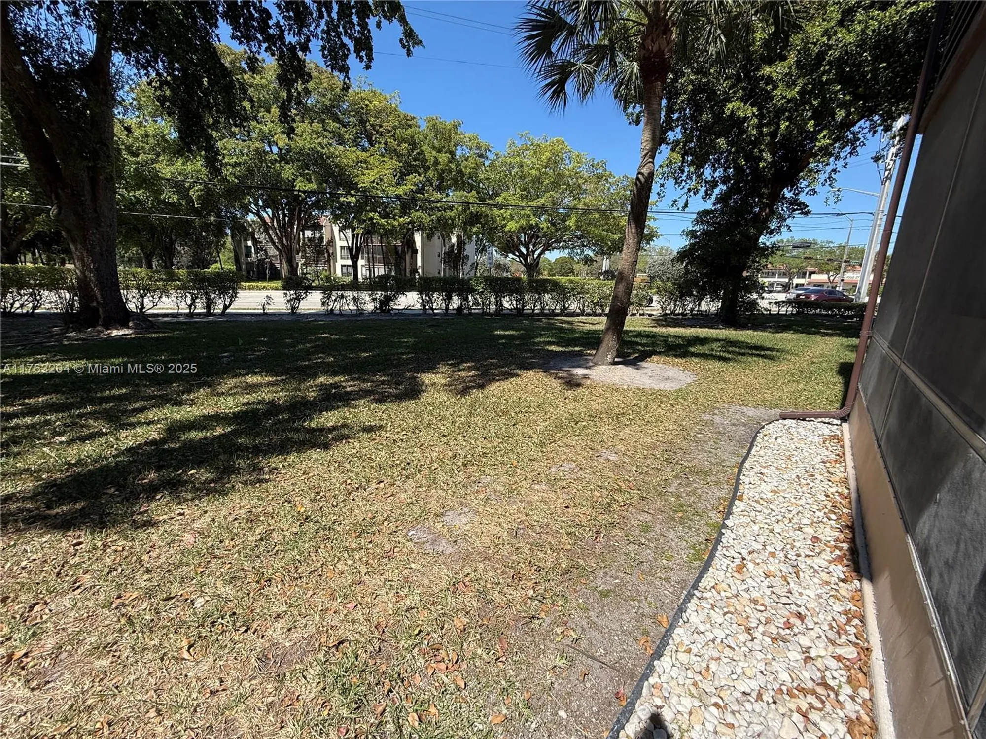 Property Slideshow image 27 of 34 | 7950 w mcnab rd 102, Tamarac, FL, 33321