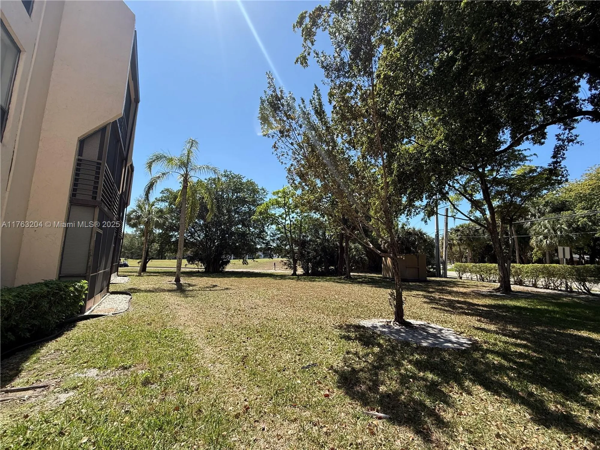 Property Slideshow image 28 of 34 | 7950 w mcnab rd 102, Tamarac, FL, 33321