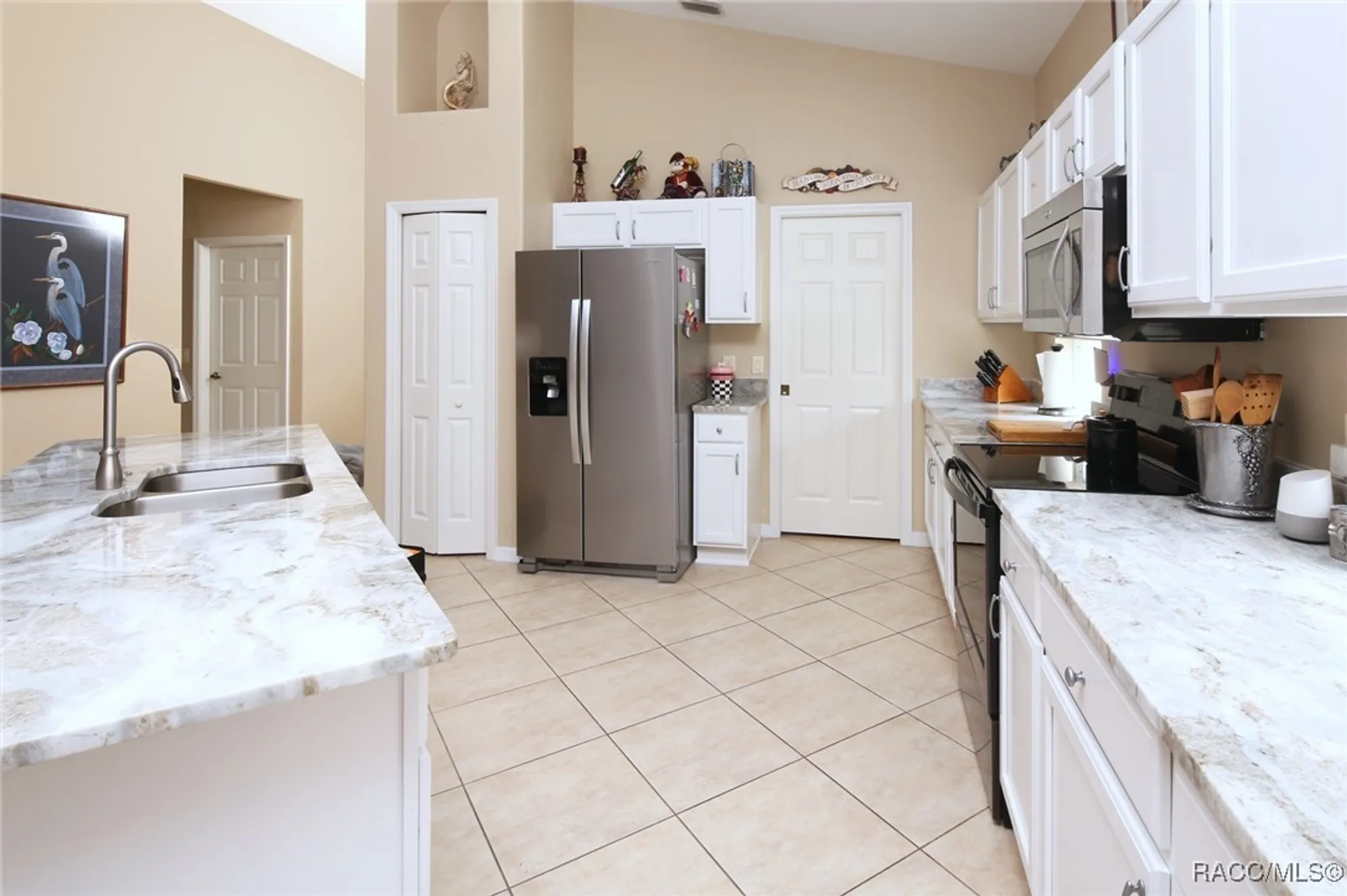 Property Slideshow image 9 of 48 | 565 w doerr path, Hernando, FL, 34442