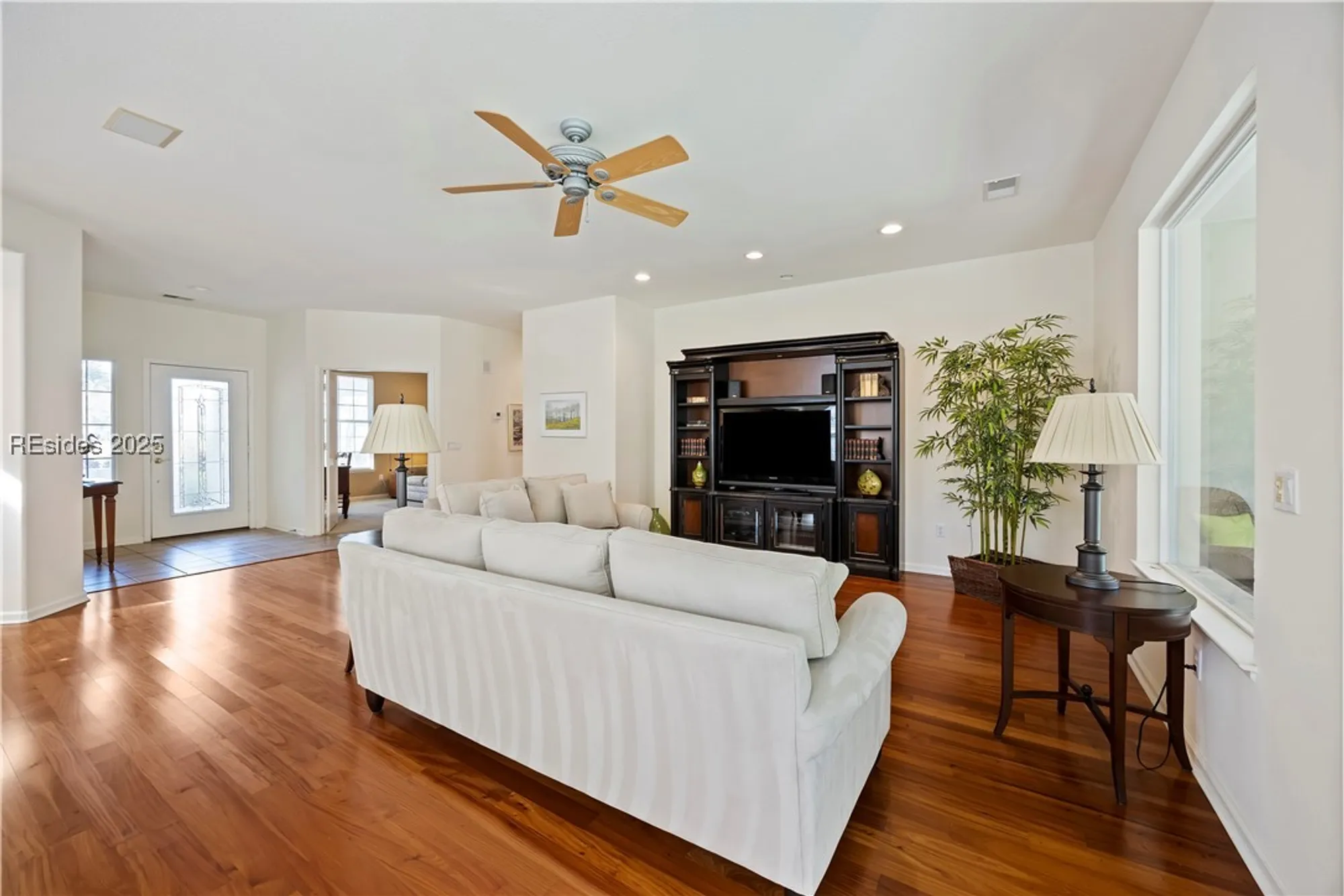Property Slideshow image 10 of 90 | 167 hampton cir, Bluffton, SC, 29909