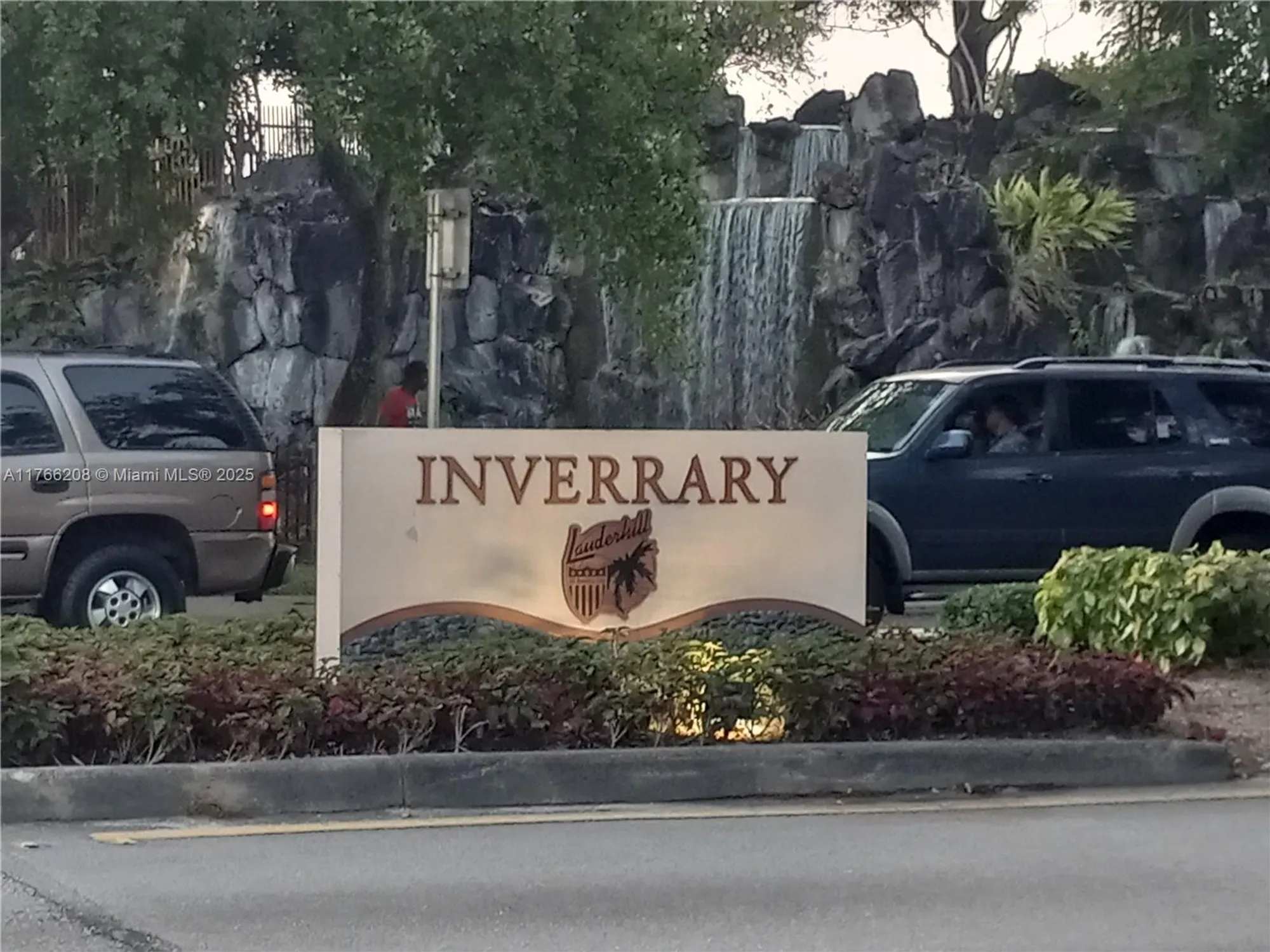 Property Slideshow image 1 of 19 | 3591 inverrary dr 204, Lauderhill, FL, 33319