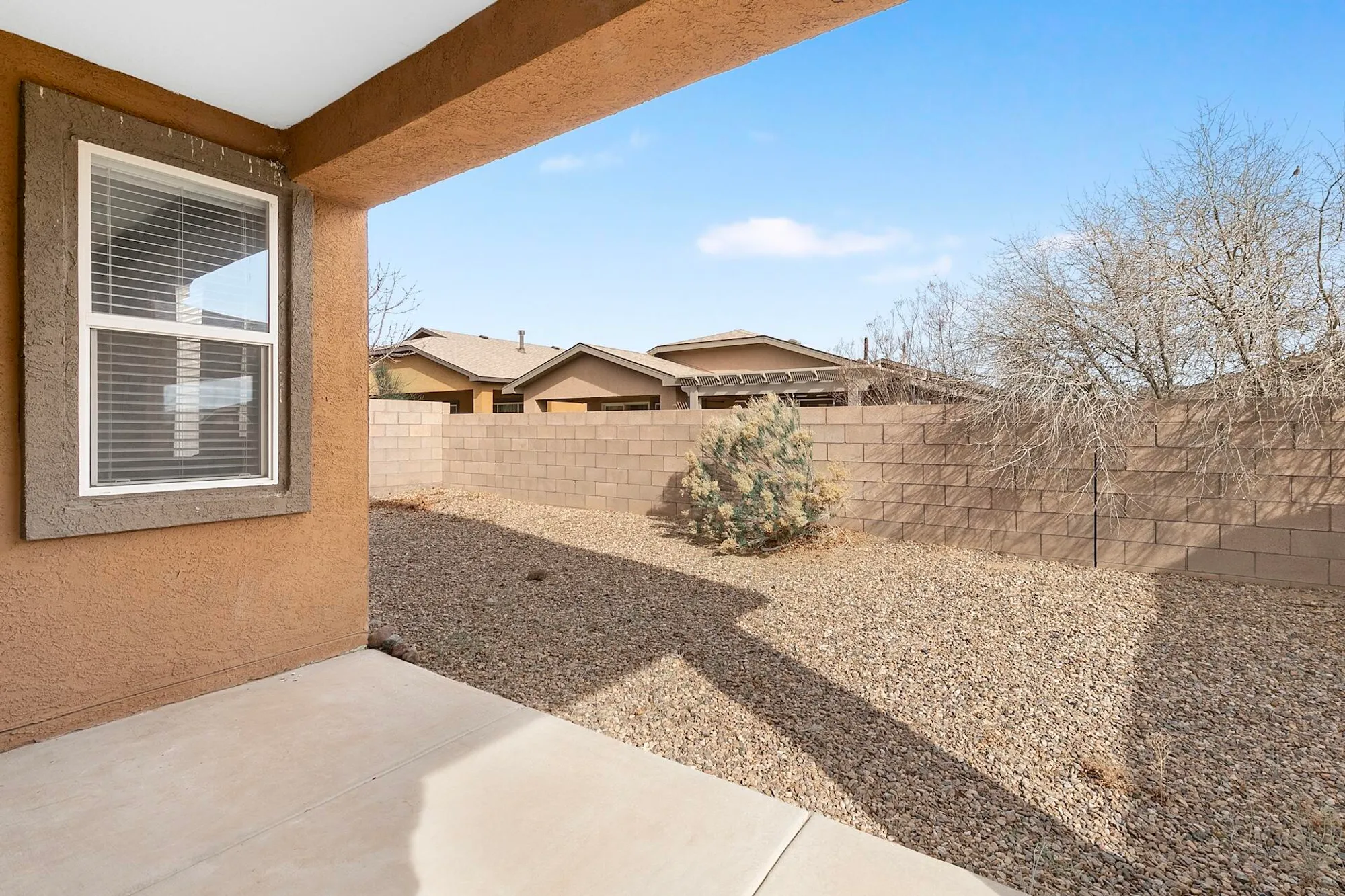 Property Slideshow image 17 of 22 | 101 zuni river cir, Los Lunas, NM, 87031
