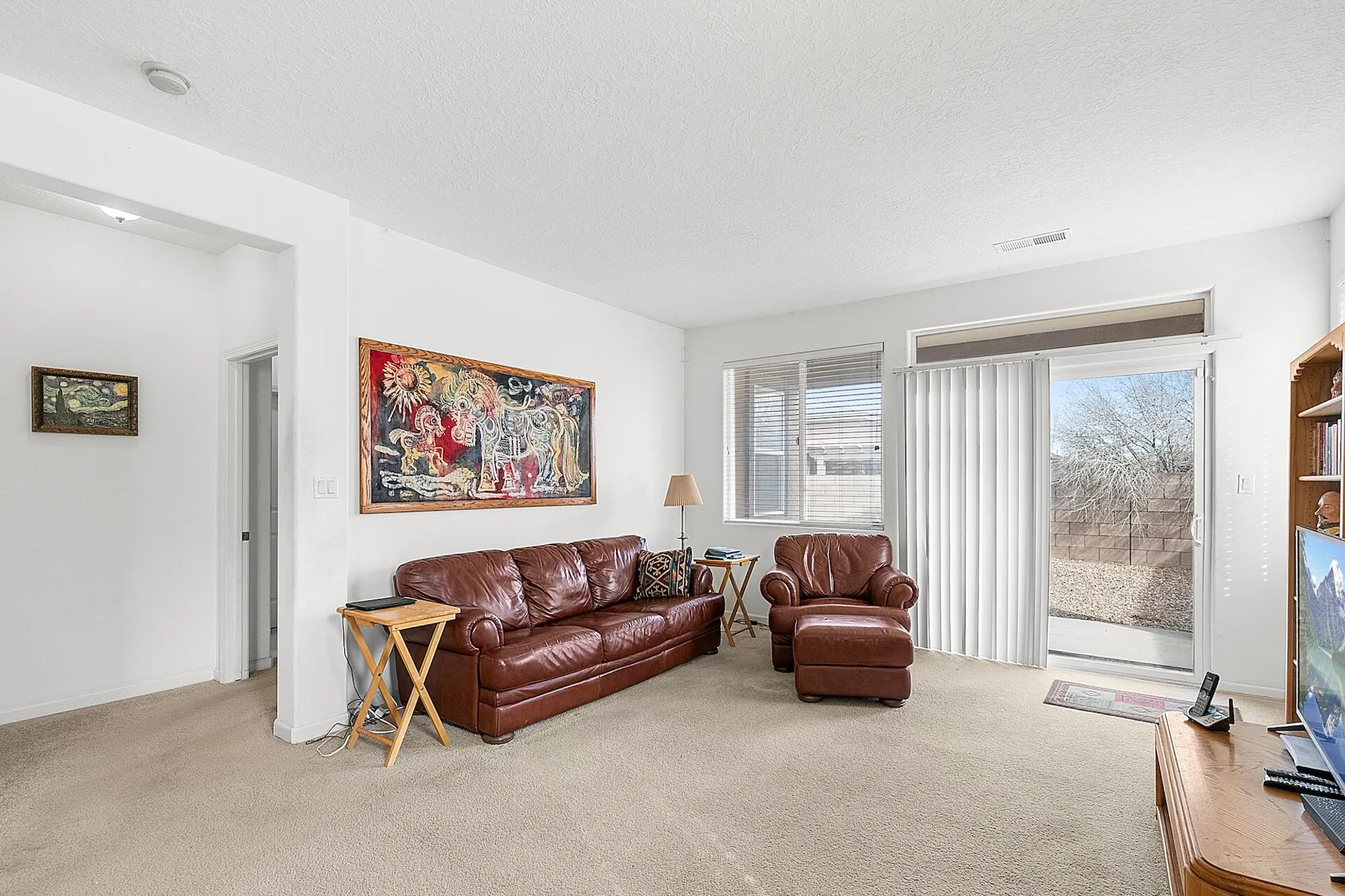 Property Slideshow image 4 of 22 | 101 zuni river cir, Los Lunas, NM, 87031