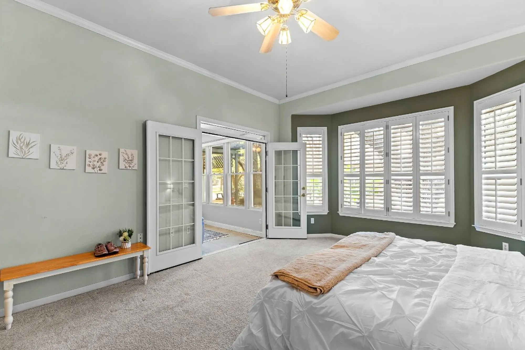 Property Slideshow image 20 of 39 | 100 blacksmiths cir, Georgetown, TX, 78633